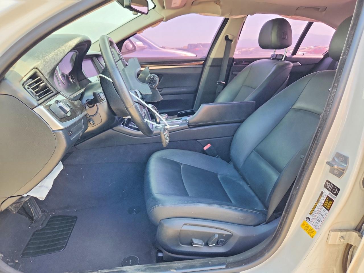 2014 Bmw 528 I White vin: WBA5A5C59ED505460