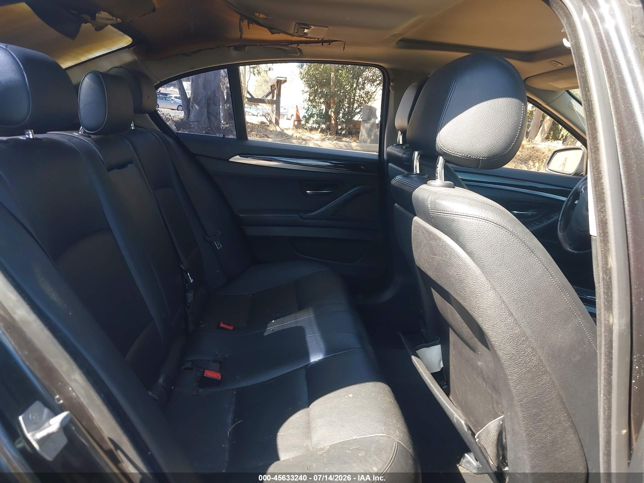 2014 Bmw 528i   Черный vin: WBA5A5C59ED510450
