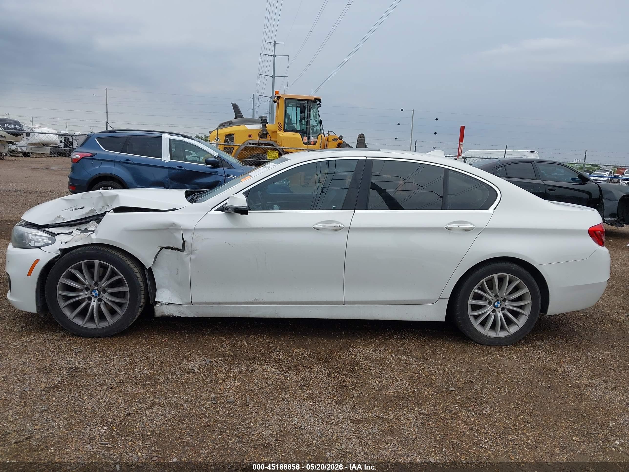 2014 Bmw 528i   Белый vin: WBA5A5C5XED501840