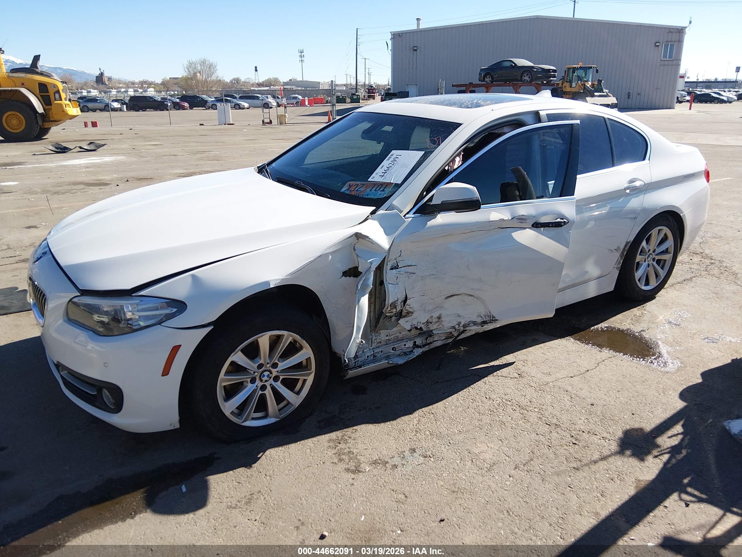2015 Bmw 528i   White vin: WBA5A5C5XFD513603