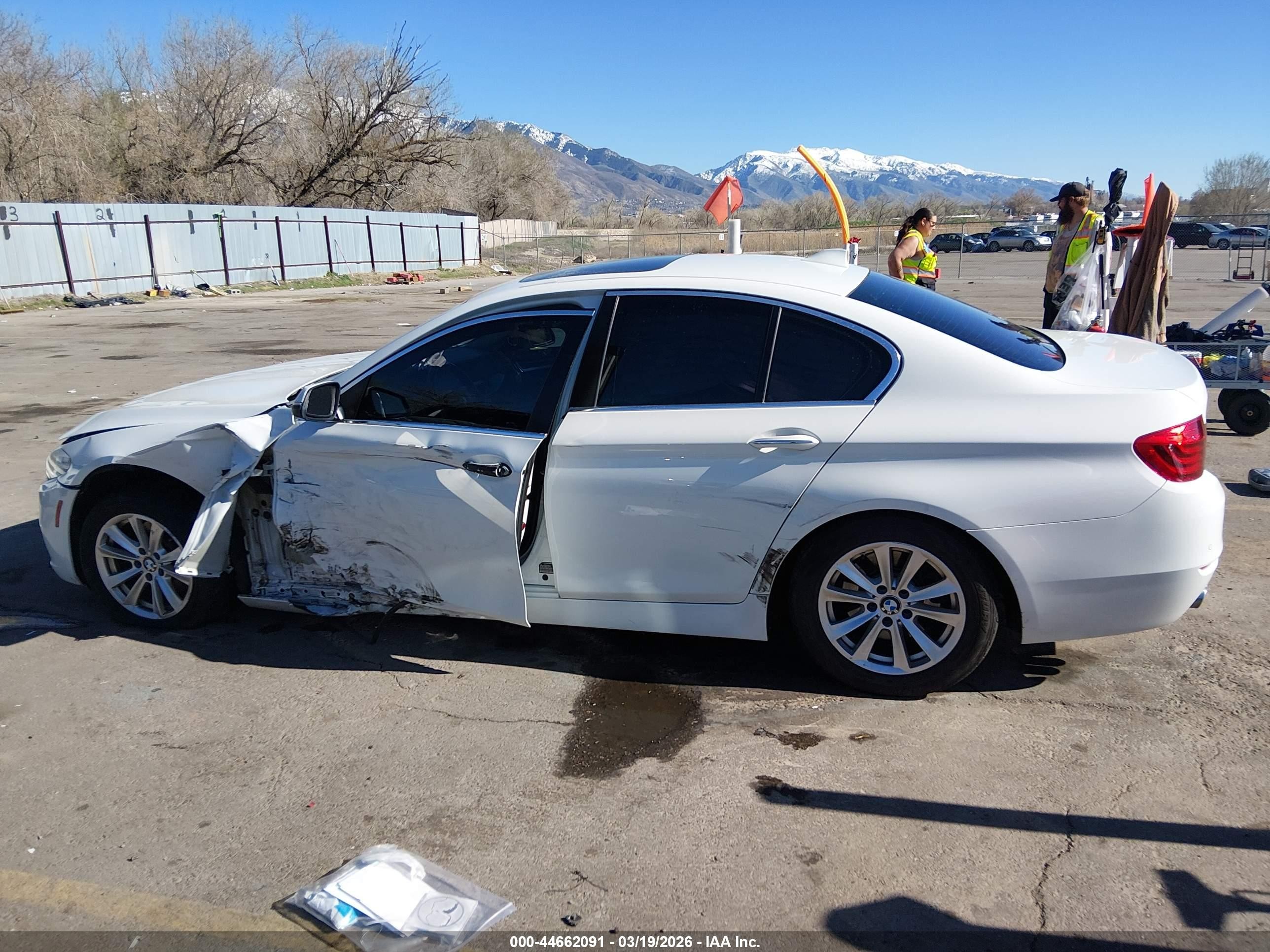 2015 Bmw 528i   White vin: WBA5A5C5XFD513603