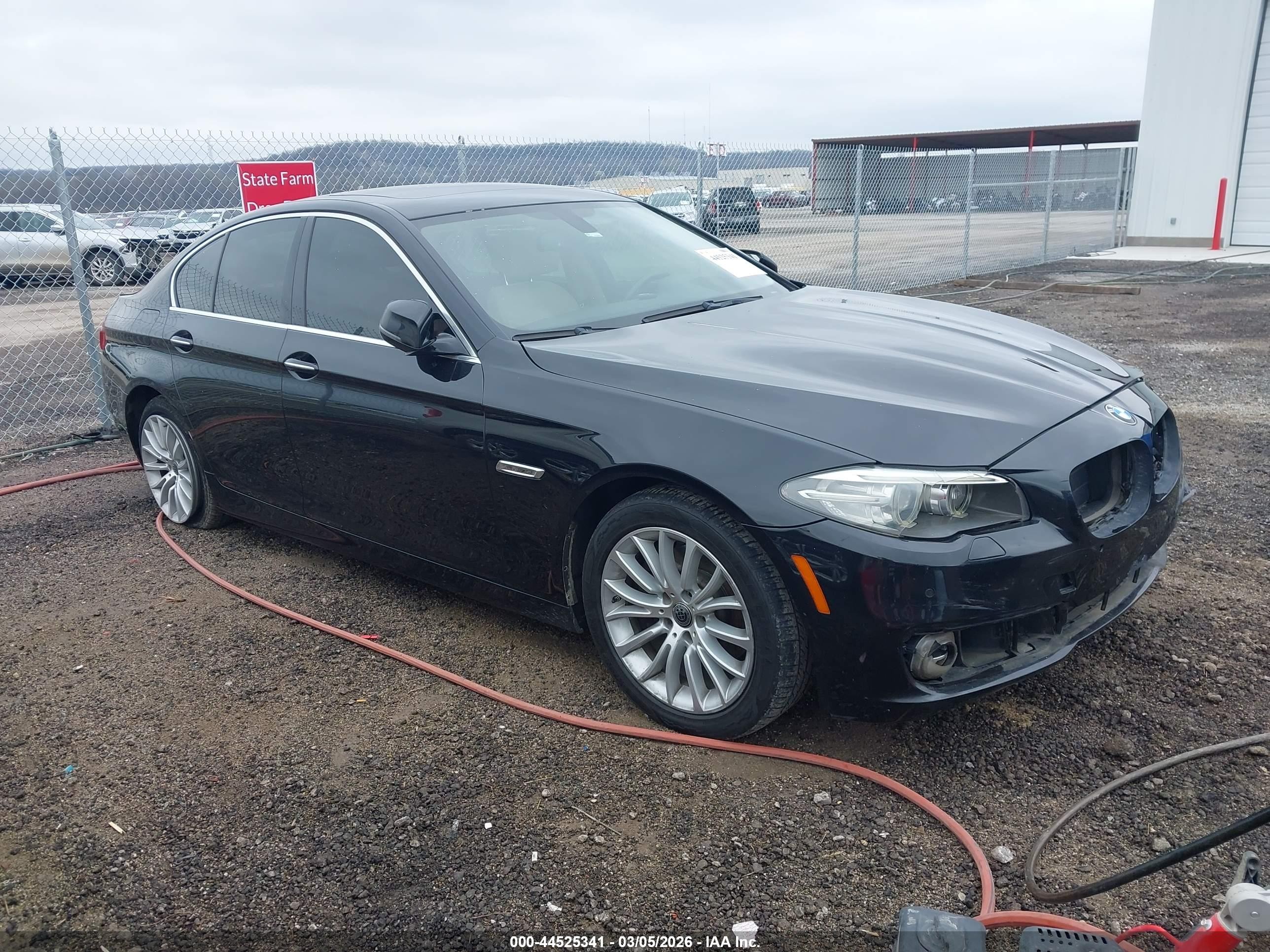 2015 Bmw 528i   Black vin: WBA5A5C5XFD524634