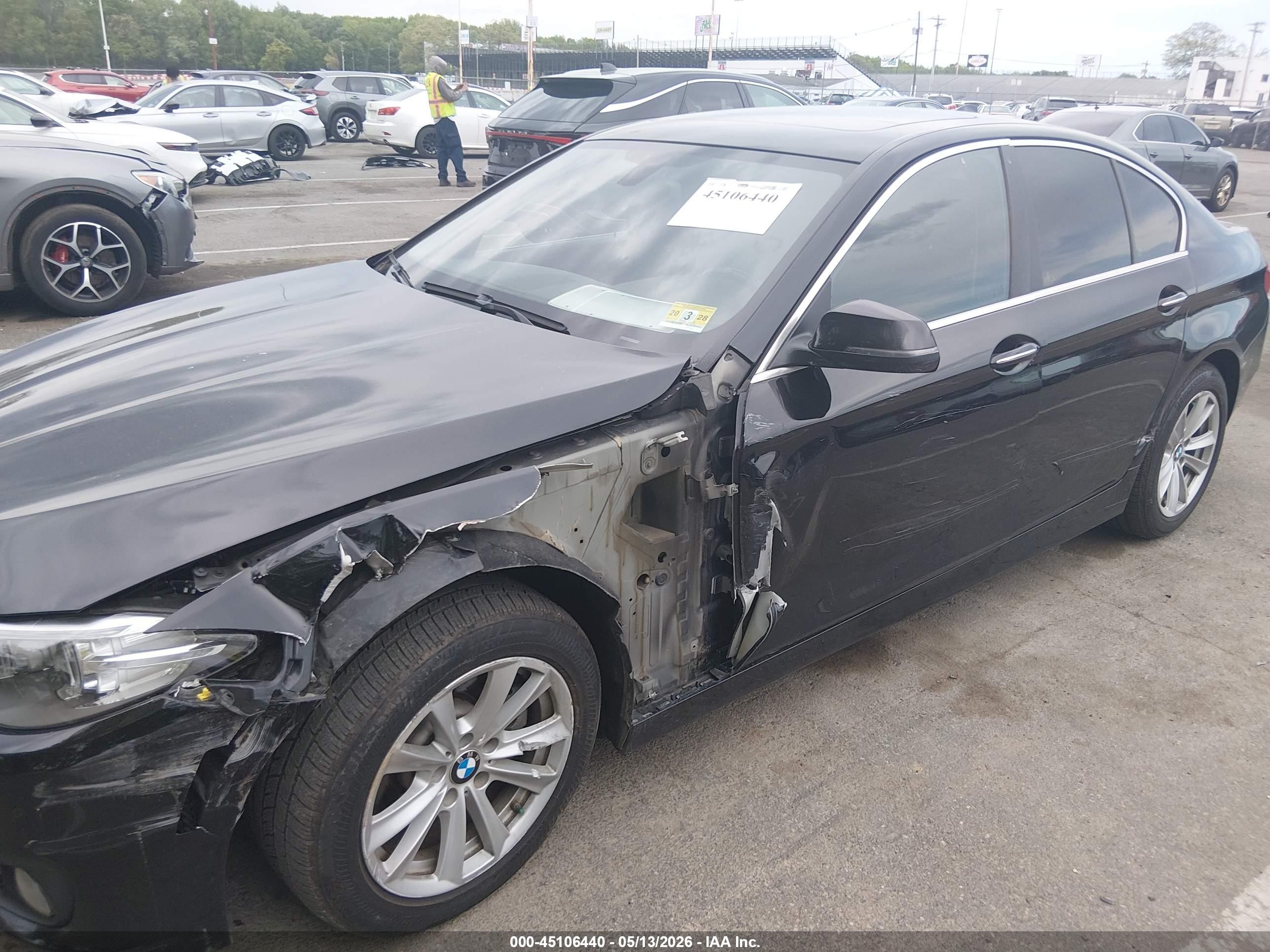 2016 Bmw 528i   Black vin: WBA5A5C5XGD527535