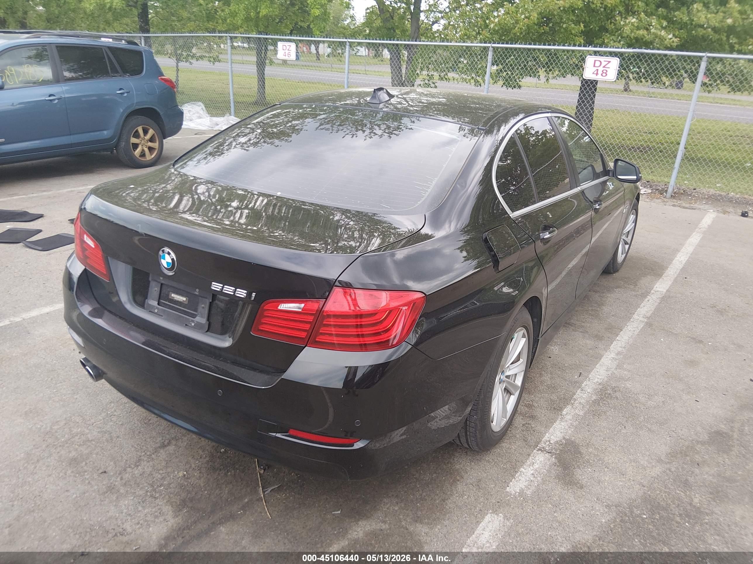 2016 Bmw 528i   Black vin: WBA5A5C5XGD527535