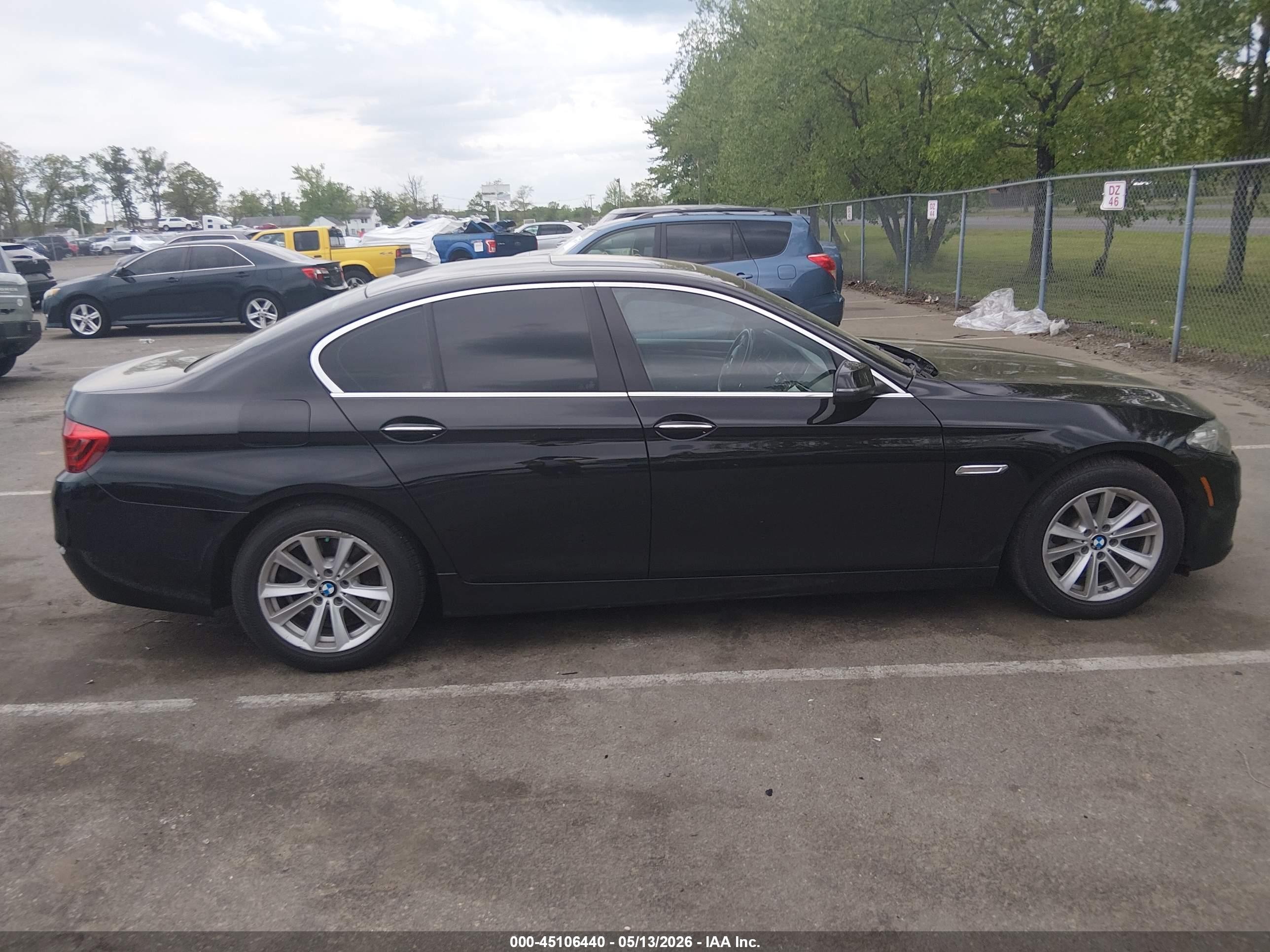 2016 Bmw 528i   Black vin: WBA5A5C5XGD527535