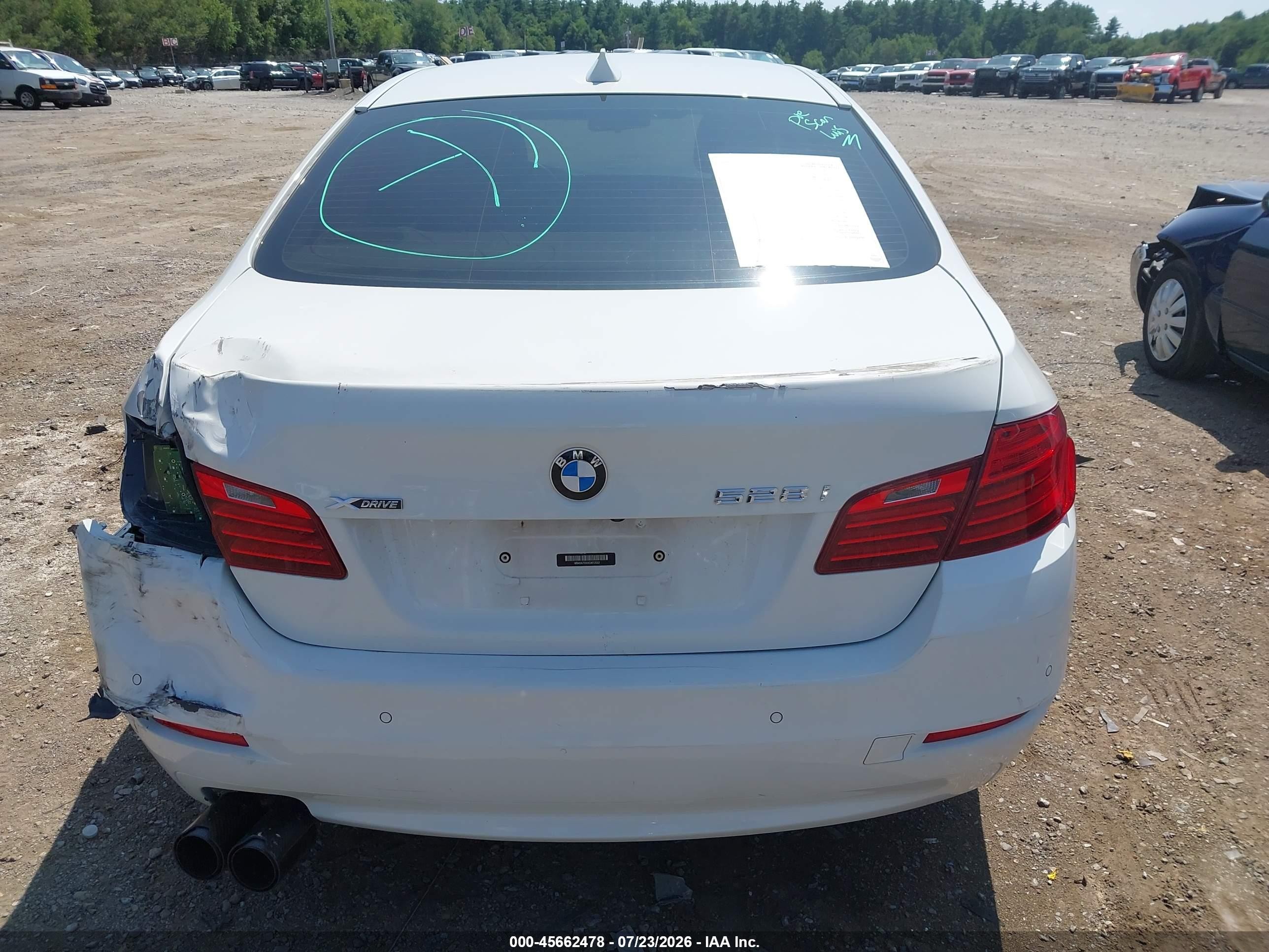2014 Bmw 528i Xdrive Белый vin: WBA5A7C50ED612022