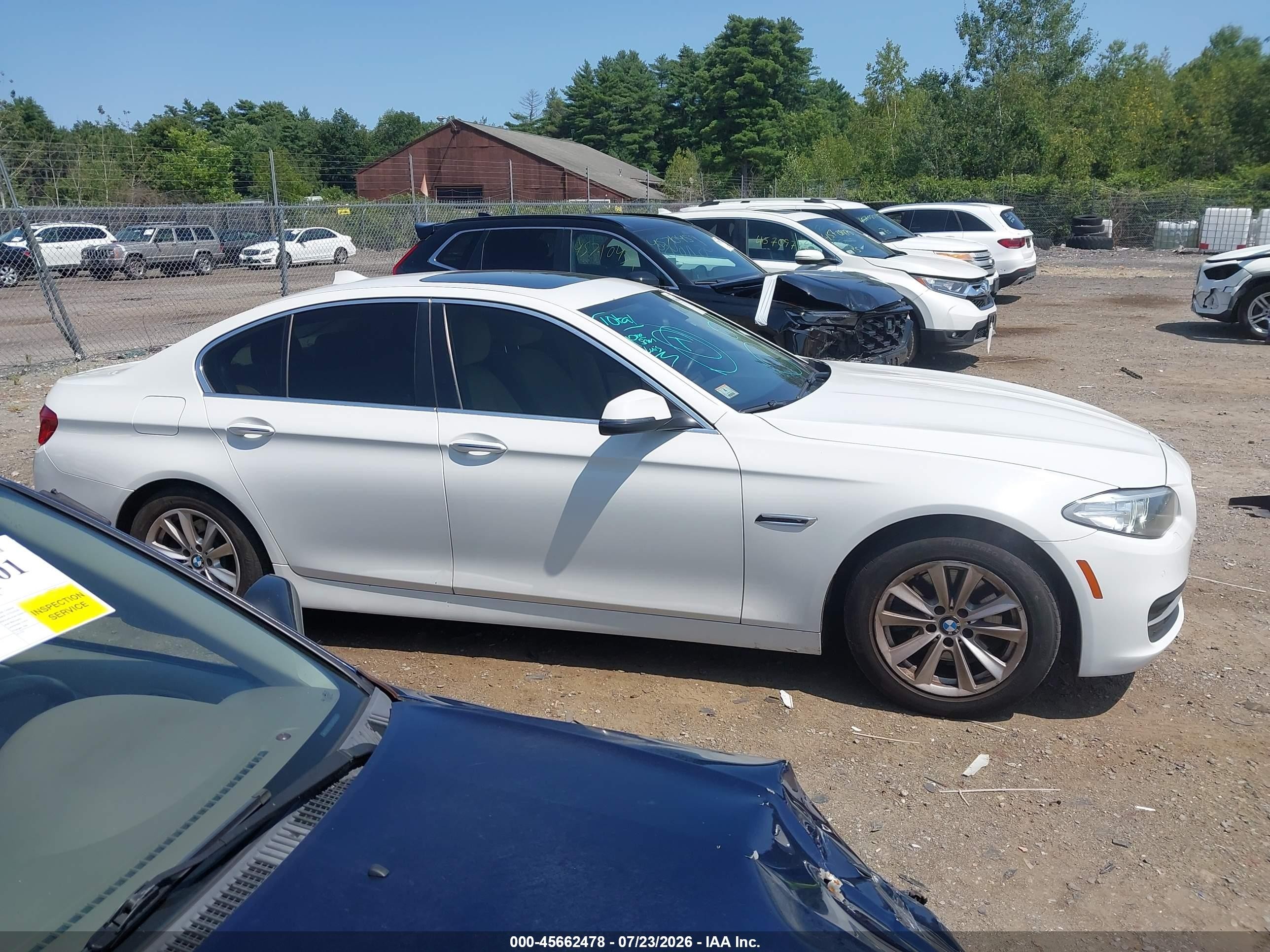 2014 Bmw 528i Xdrive Белый vin: WBA5A7C50ED612022
