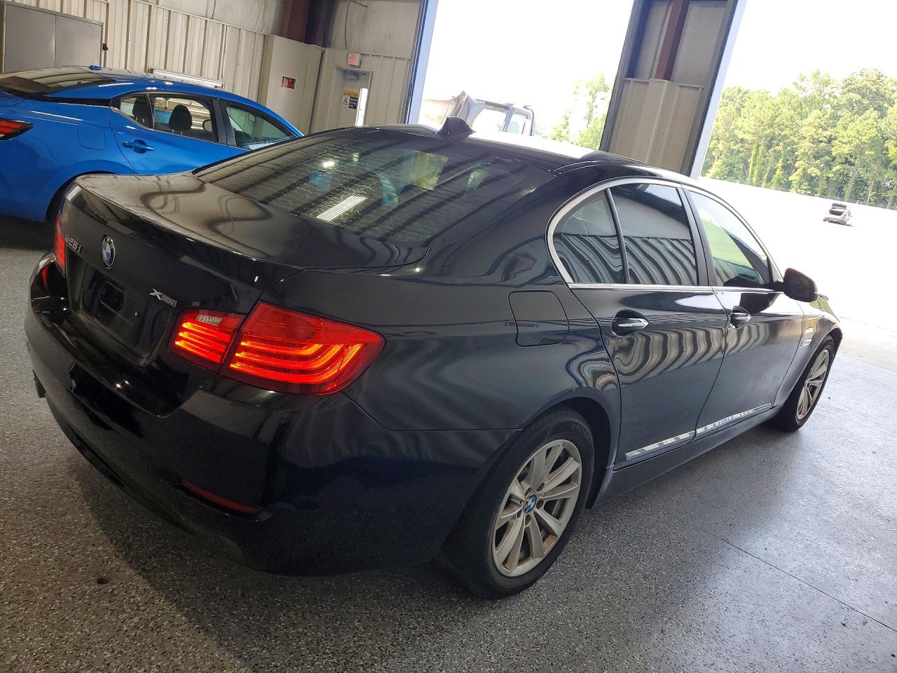 2015 Bmw 528 Xi Черный vin: WBA5A7C50FD621952