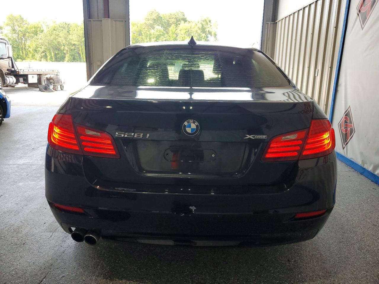2015 Bmw 528 Xi Черный vin: WBA5A7C50FD621952