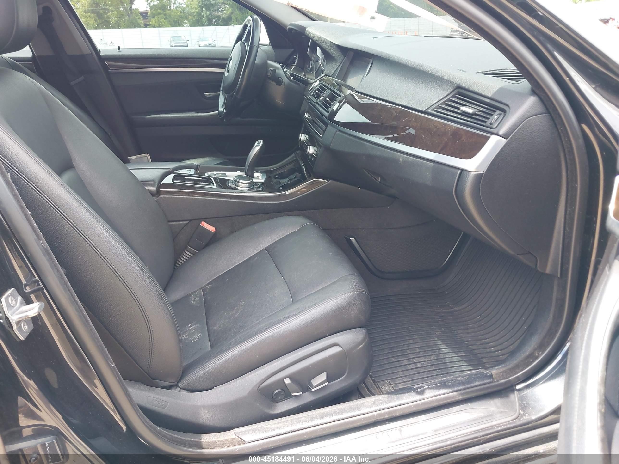 2015 Bmw 528i Xdrive Black vin: WBA5A7C50FD622101