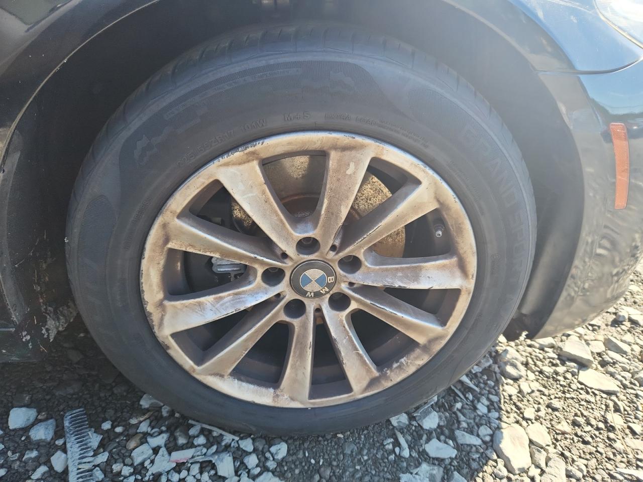 2015 Bmw 528 Xi Black vin: WBA5A7C51FD628148 Damage: Right Front Wheel, Curb Rash, 11 To 12 Inches