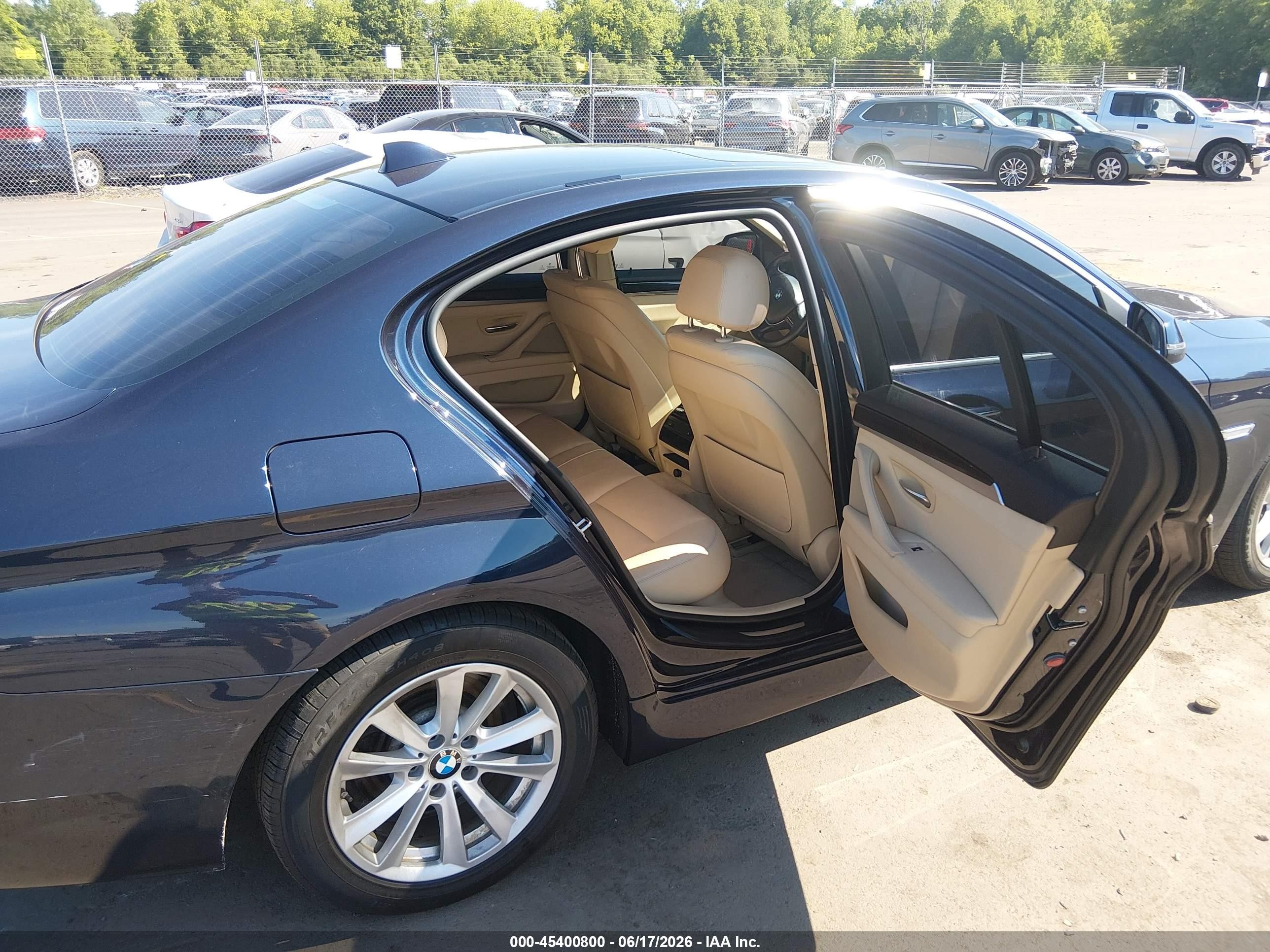 2015 Bmw 528i Xdrive Black vin: WBA5A7C51FG143765