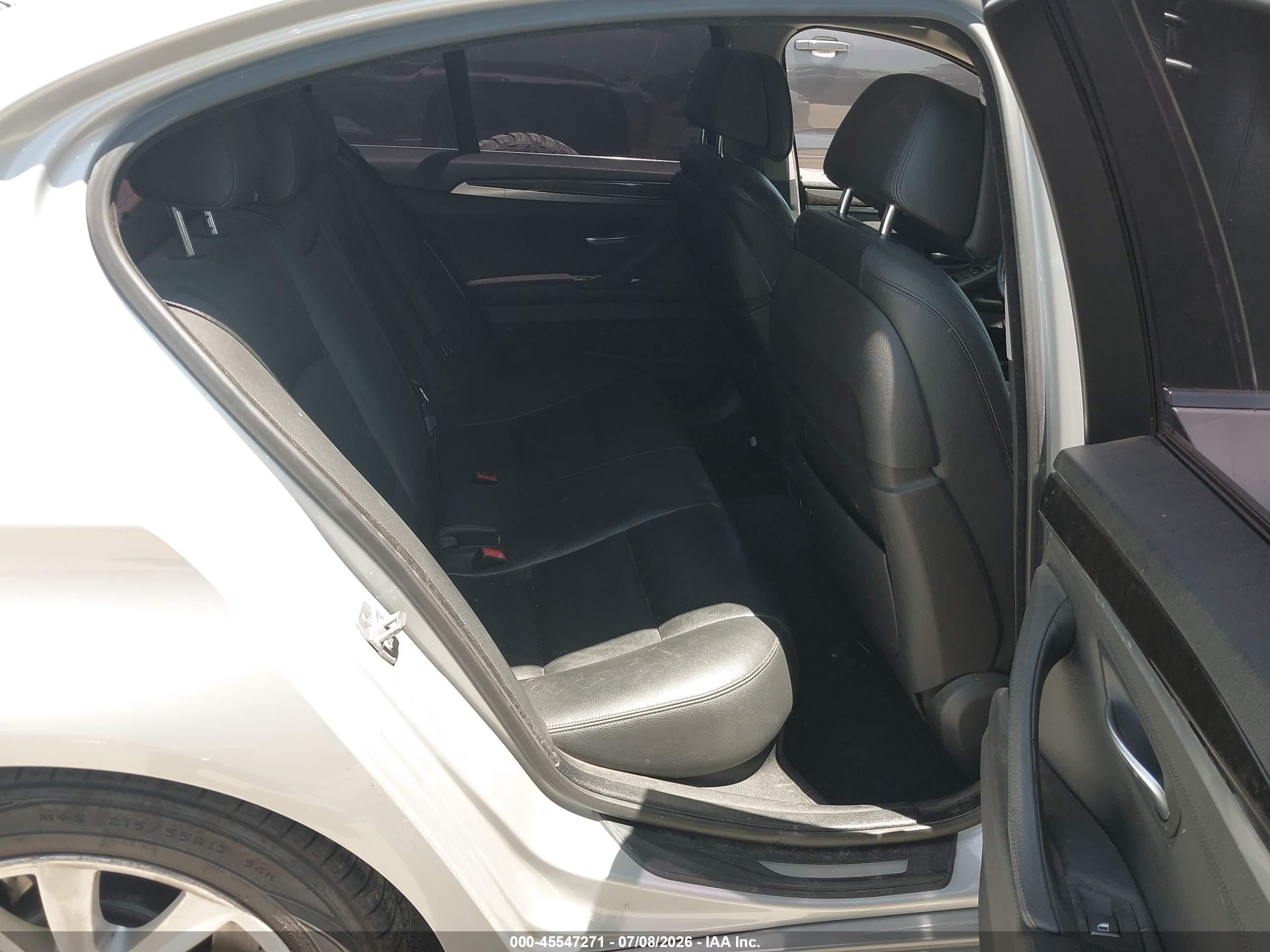 2014 Bmw 528i Xdrive Серебряный vin: WBA5A7C52ED219591