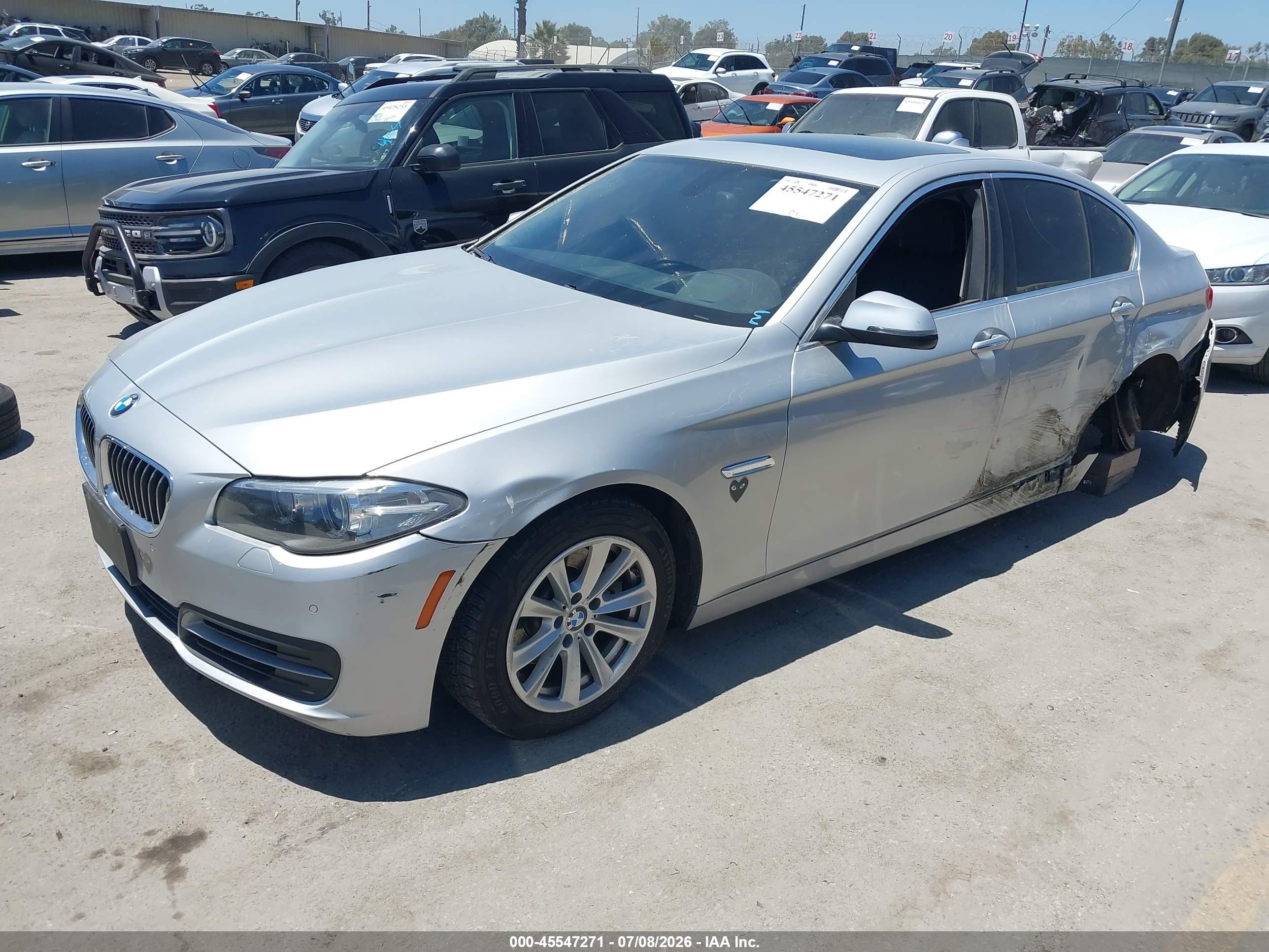 2014 Bmw 528i Xdrive Серебряный vin: WBA5A7C52ED219591