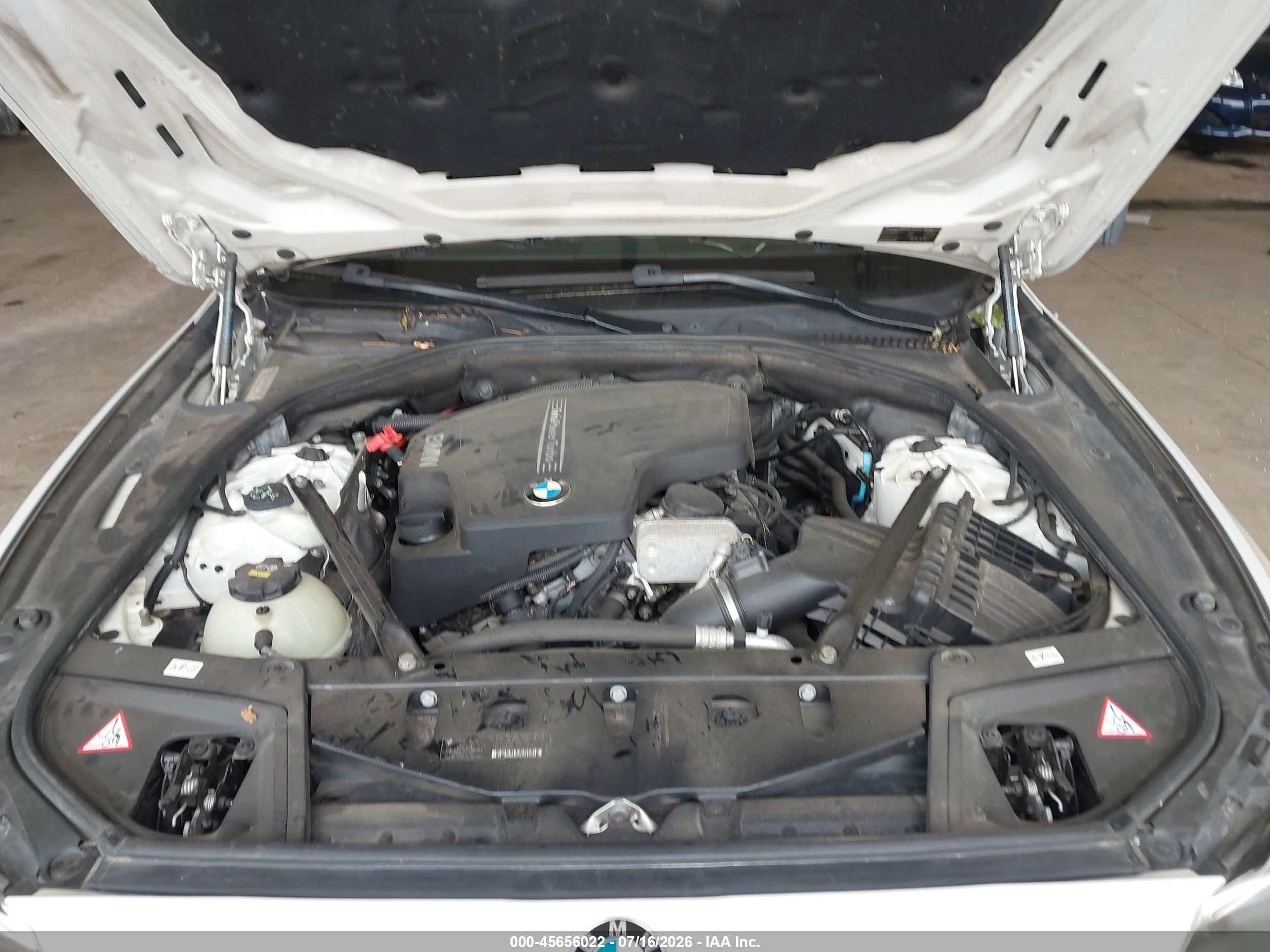 2014 Bmw 528i Xdrive Белый vin: WBA5A7C53ED618543