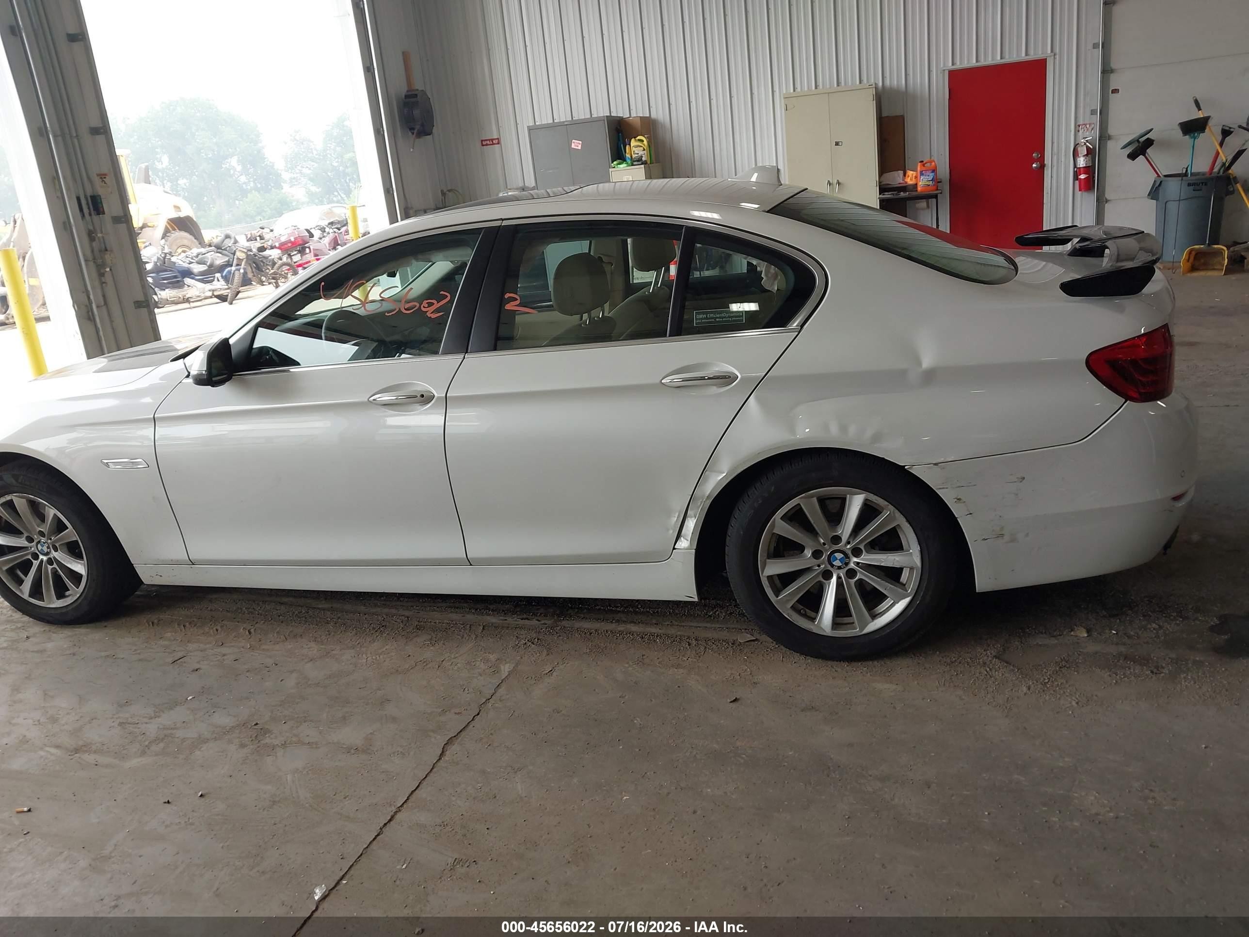 2014 Bmw 528i Xdrive Белый vin: WBA5A7C53ED618543