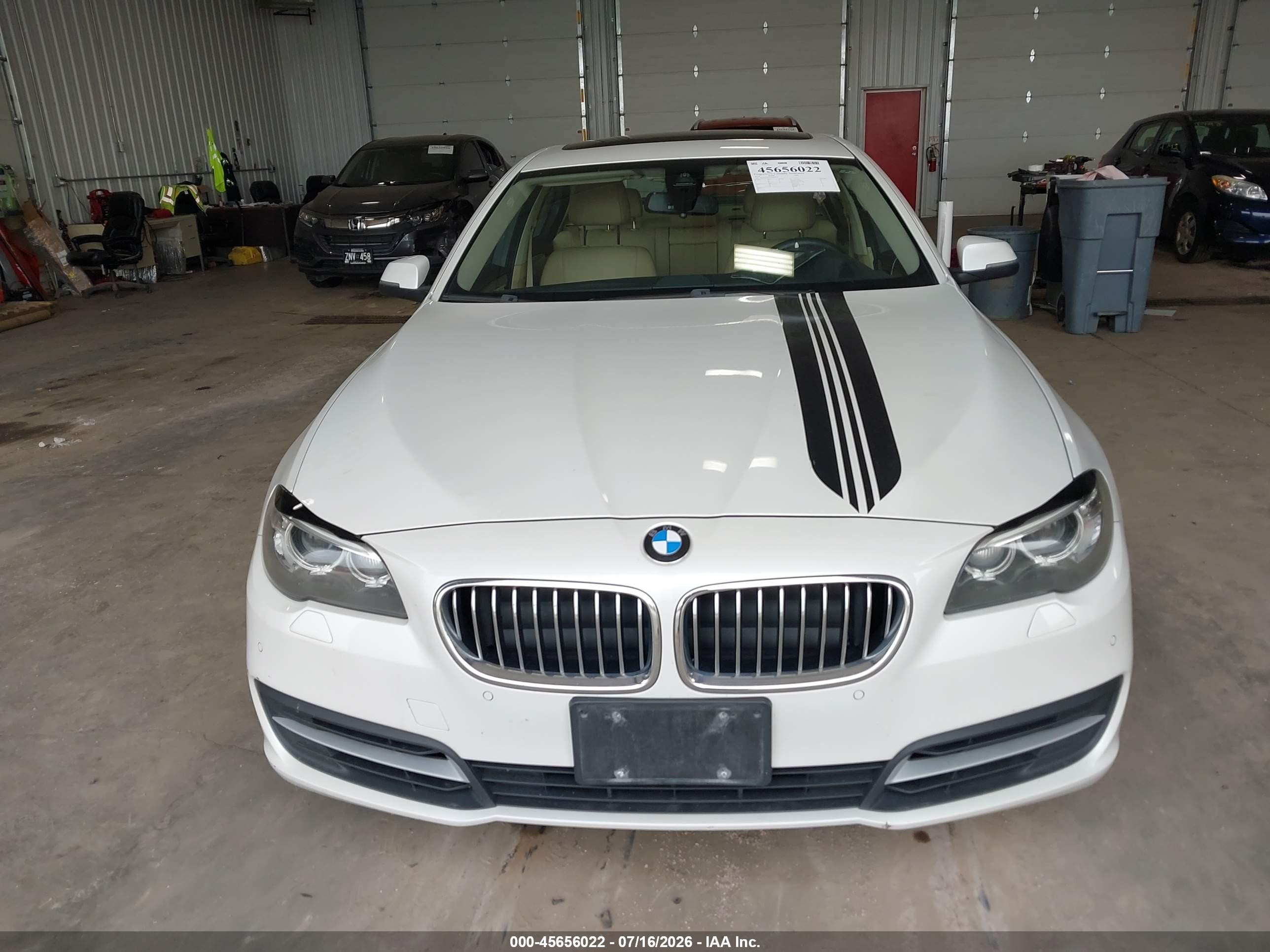 2014 Bmw 528i Xdrive Белый vin: WBA5A7C53ED618543