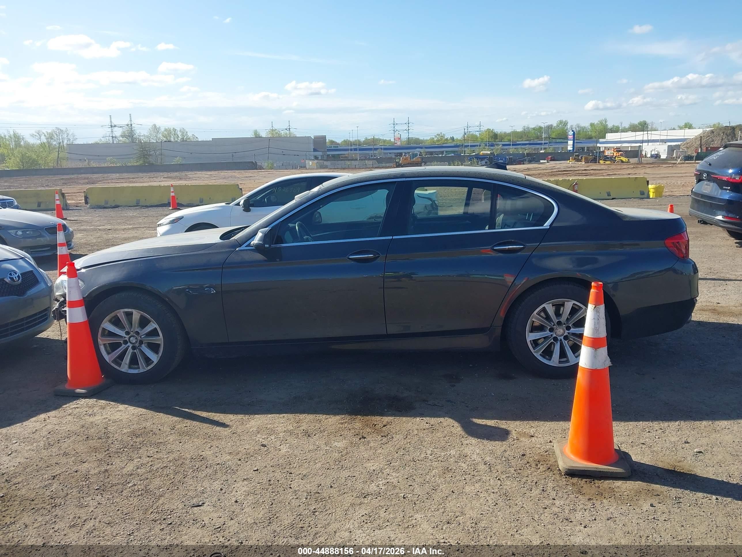 2015 Bmw 528i Xdrive Black vin: WBA5A7C53FD627017
