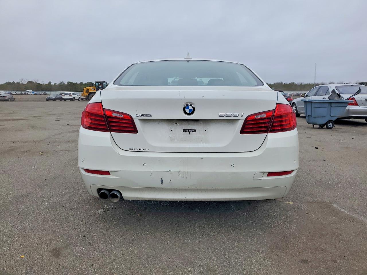 2016 Bmw 528 Xi White vin: WBA5A7C53GG147706