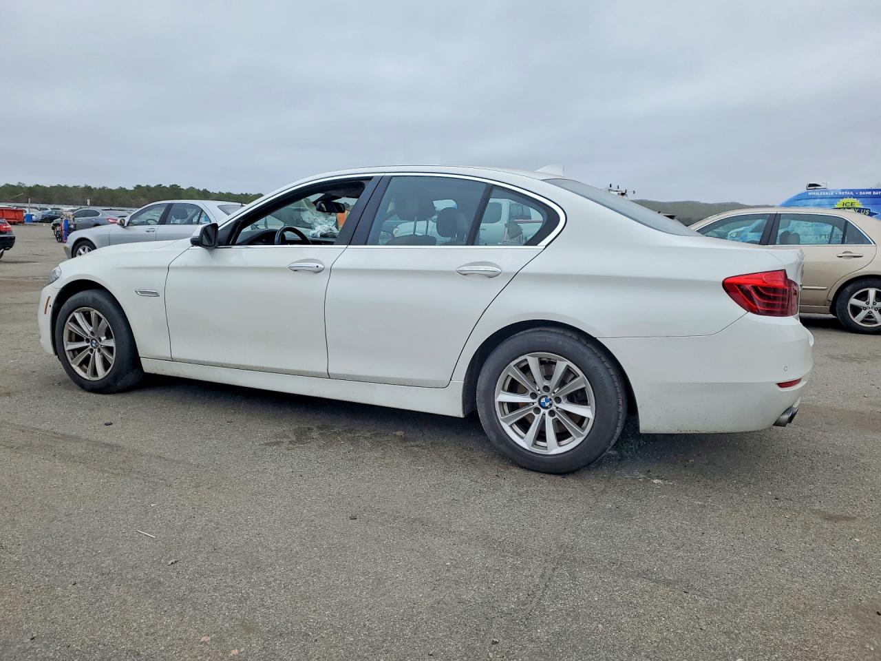 2016 Bmw 528 Xi White vin: WBA5A7C53GG147706