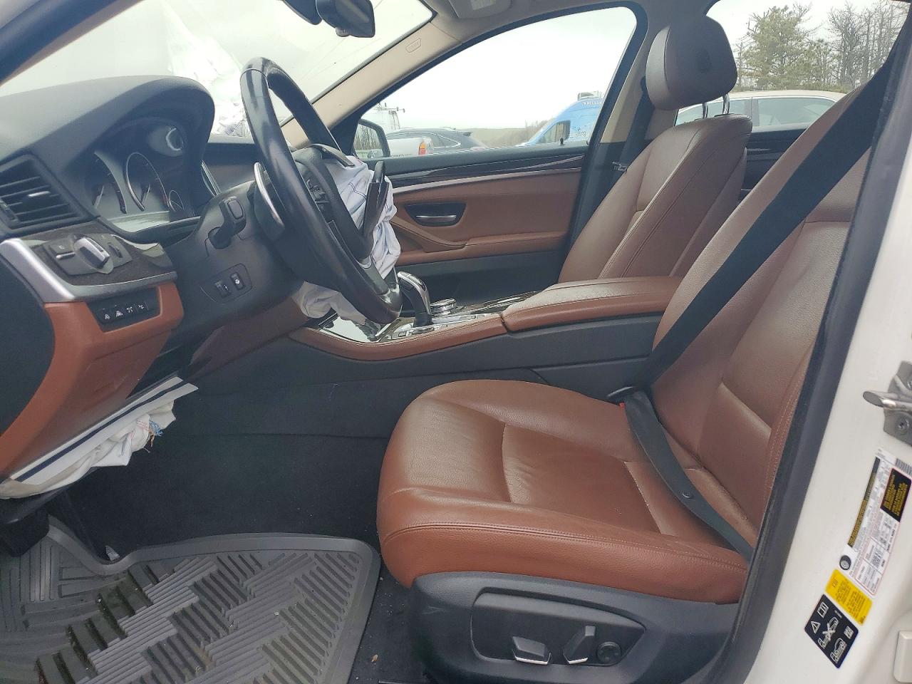 2016 Bmw 528 Xi White vin: WBA5A7C53GG147706