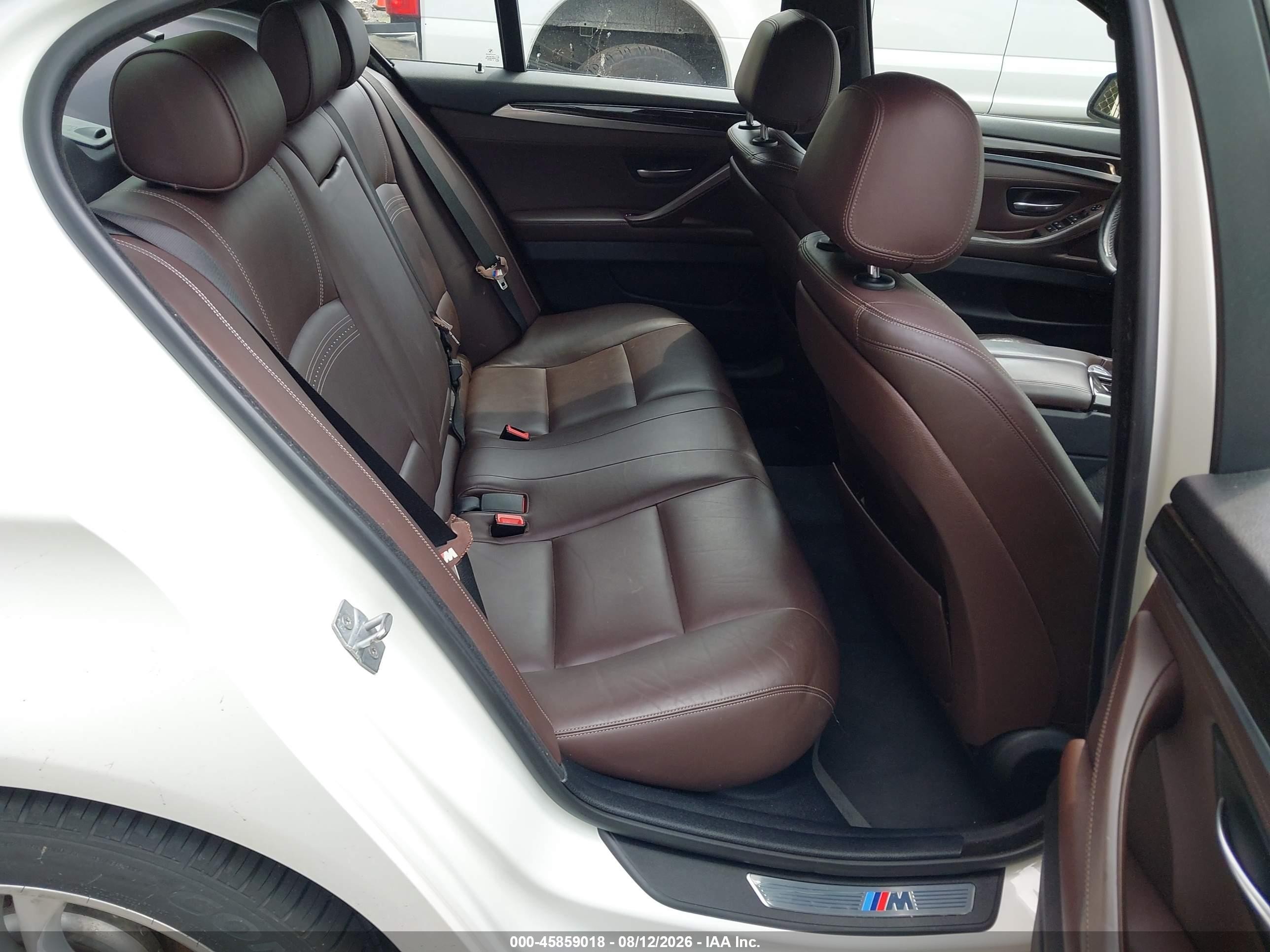 2014 Bmw 528i Xdrive Белый vin: WBA5A7C54ED612279