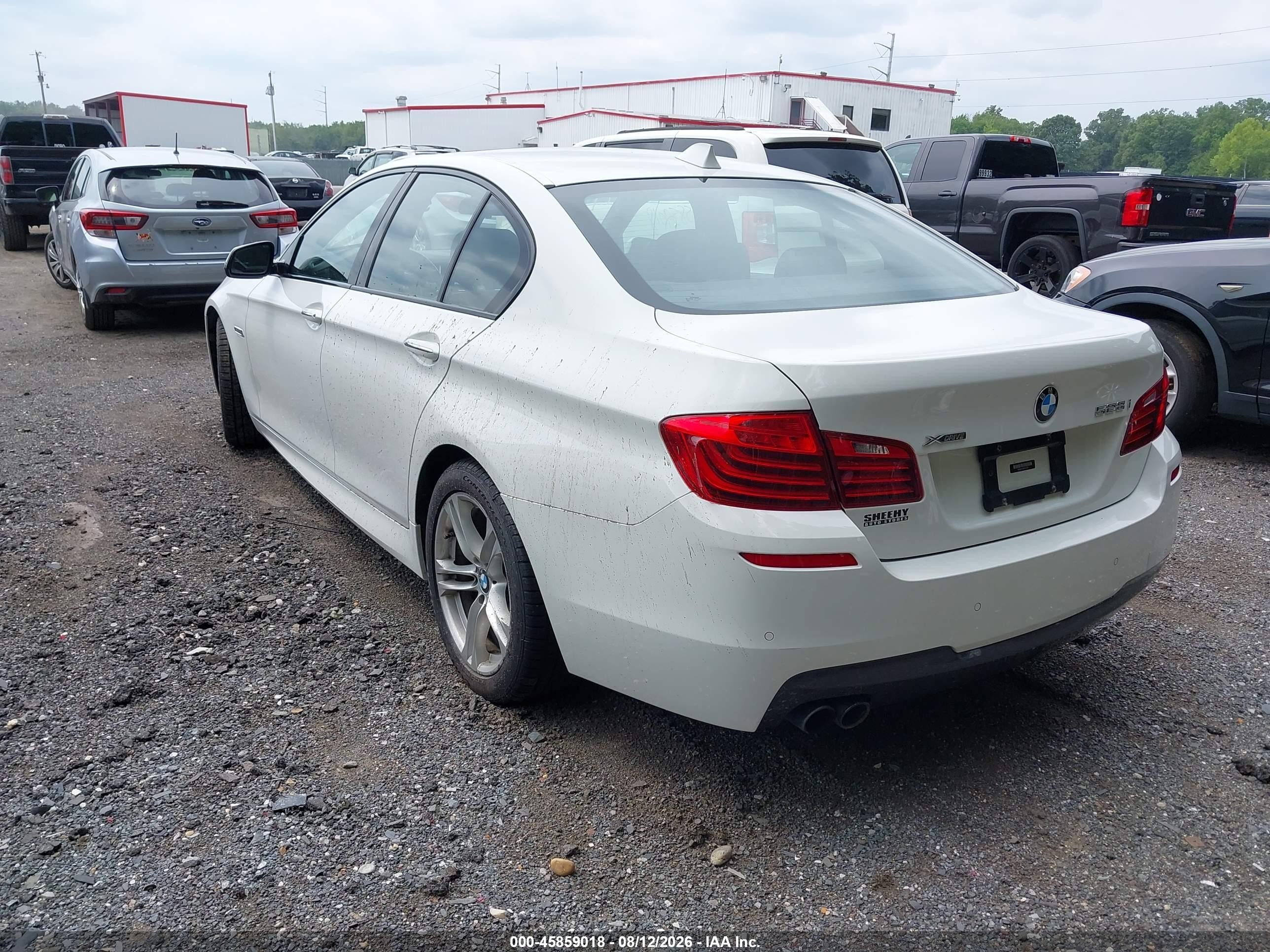 2014 Bmw 528i Xdrive Белый vin: WBA5A7C54ED612279