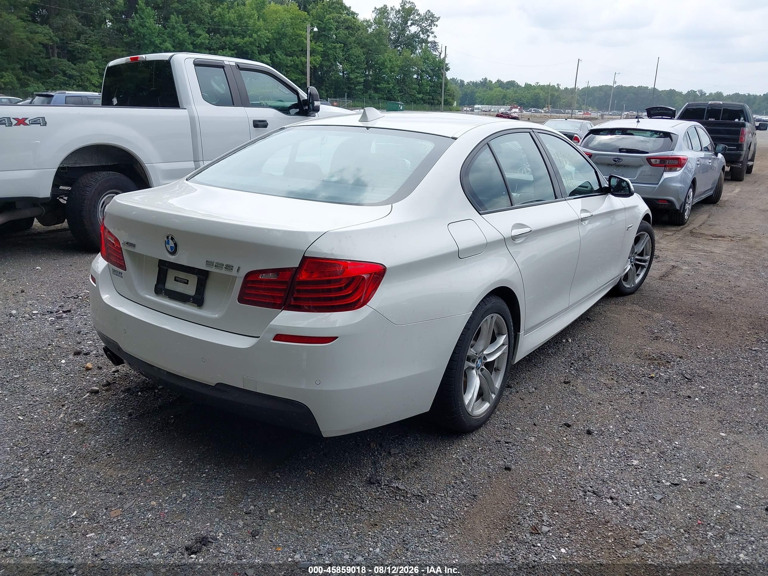 2014 Bmw 528i Xdrive Белый vin: WBA5A7C54ED612279