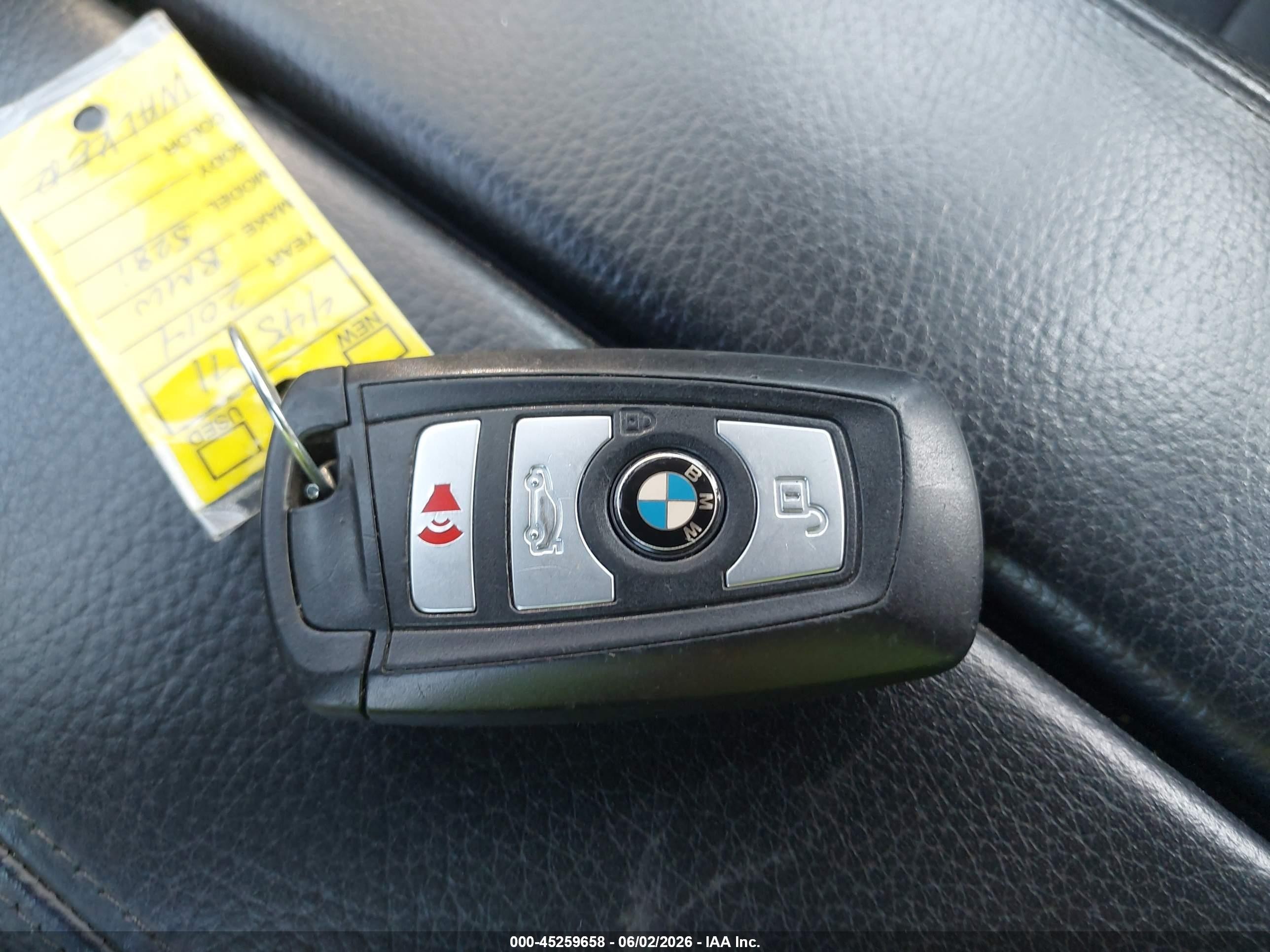 2014 Bmw 528i Xdrive Silver vin: WBA5A7C54ED617417