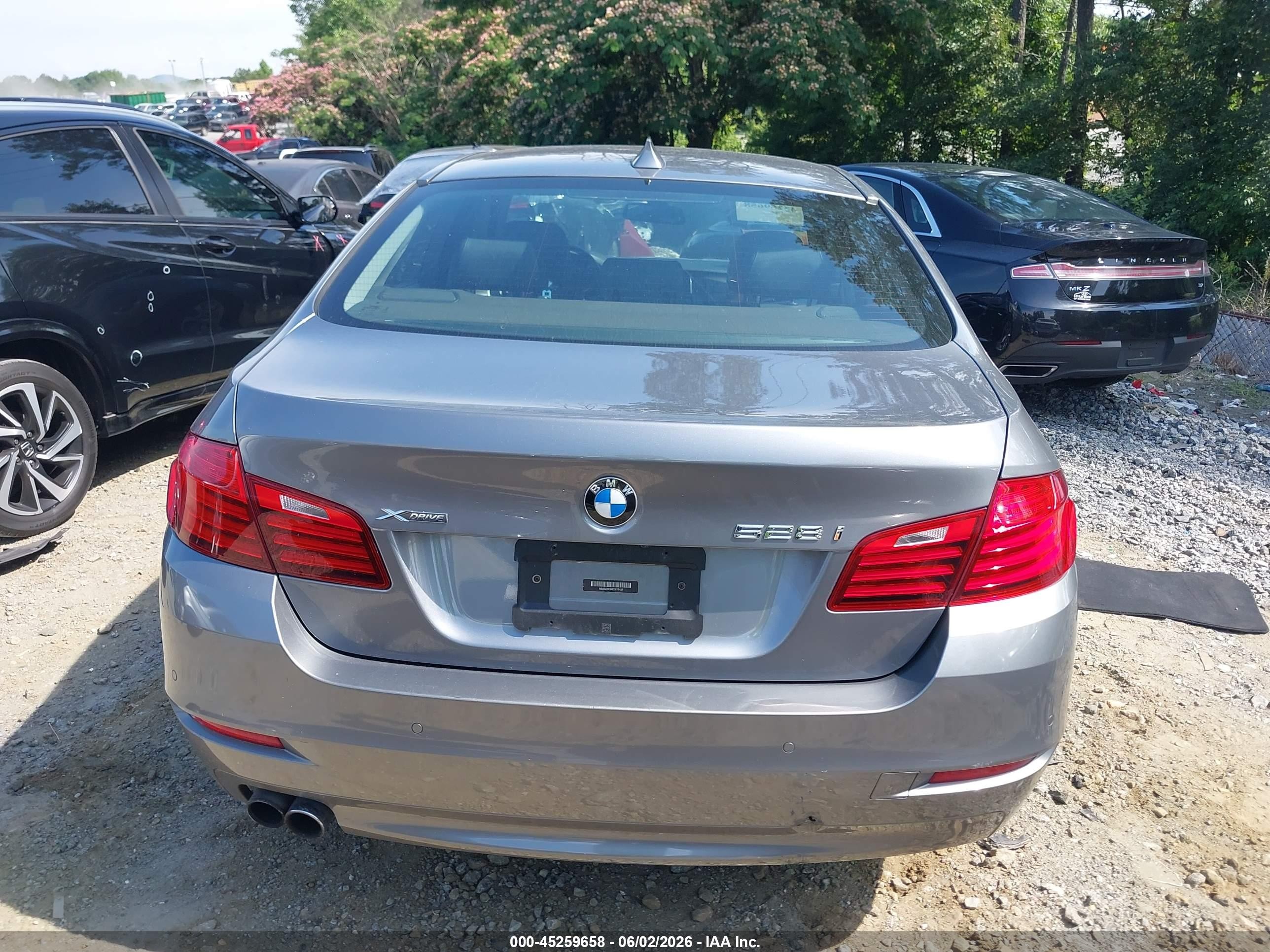 2014 Bmw 528i Xdrive Silver vin: WBA5A7C54ED617417
