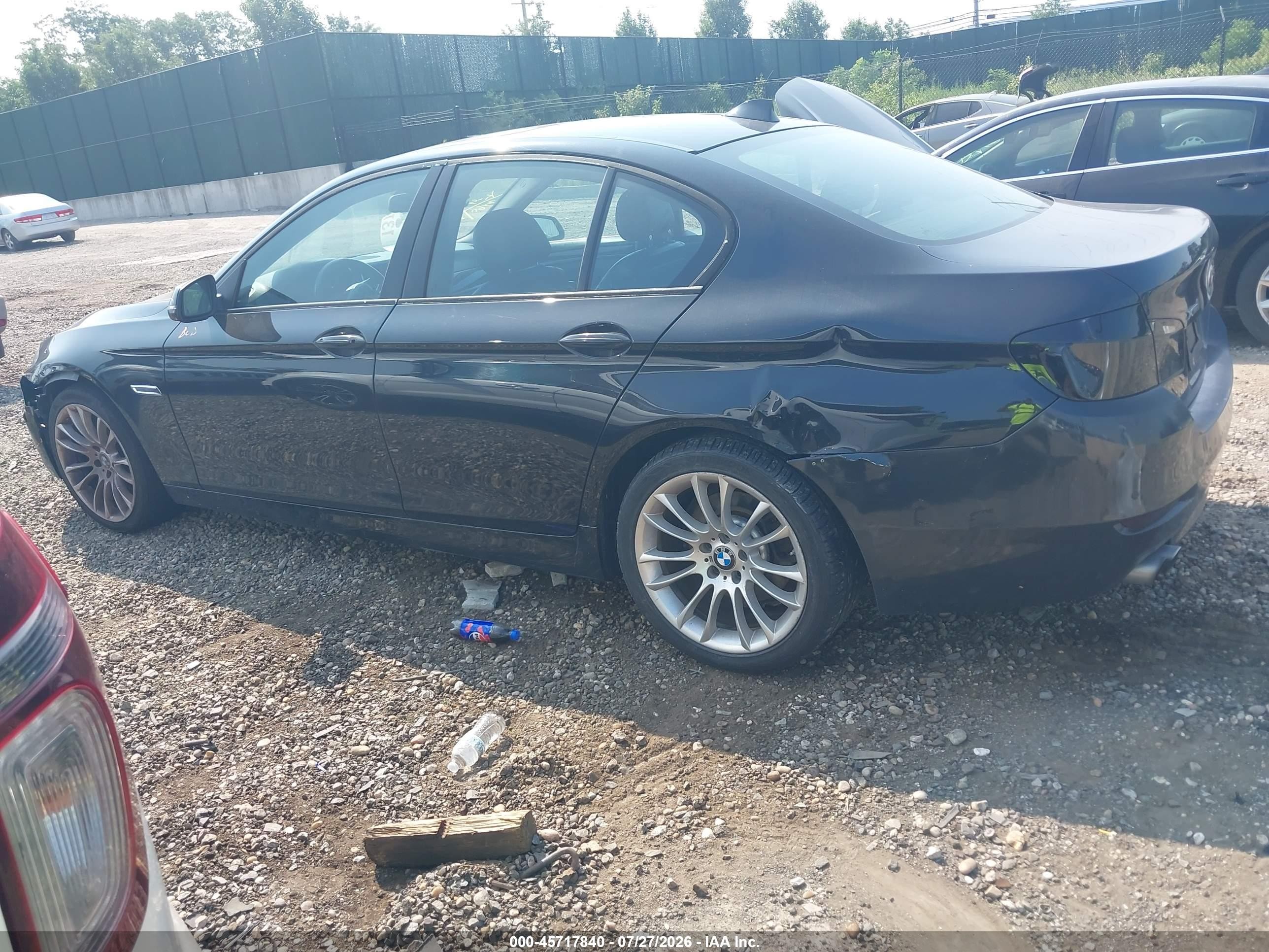 2015 Bmw 528i Xdrive Black vin: WBA5A7C54FD621906
