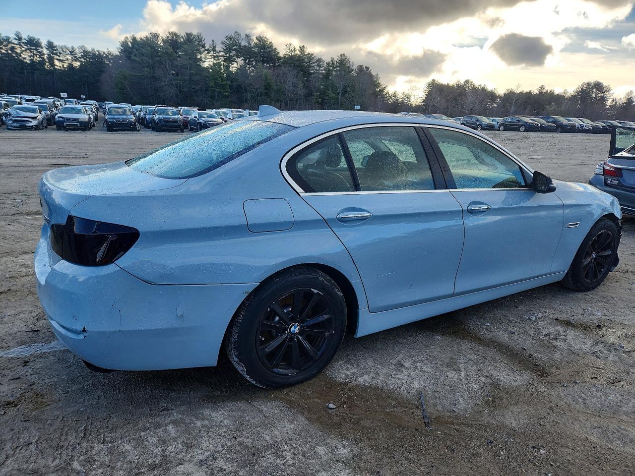 2015 Bmw 528 Xi Blue vin: WBA5A7C54FD623137