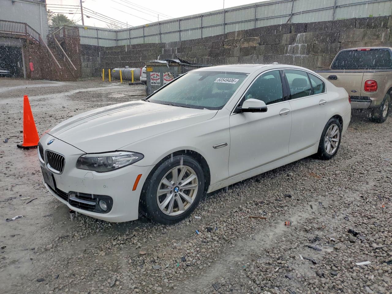 2015 Bmw 528 Xi White vin: WBA5A7C54FD624143