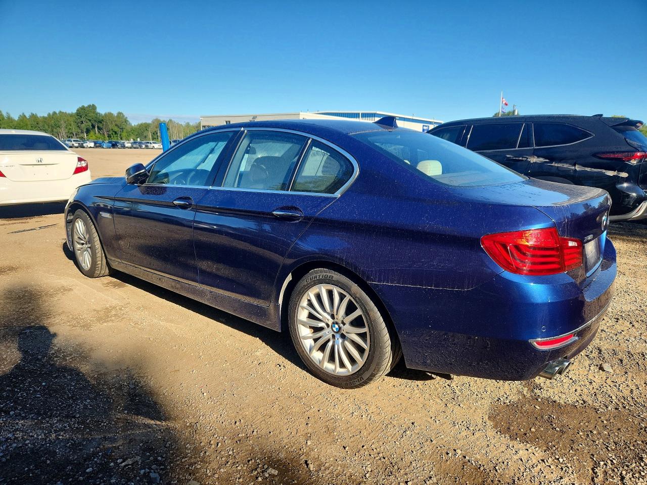 2015 Bmw 528 Xi Blue vin: WBA5A7C54FG143176