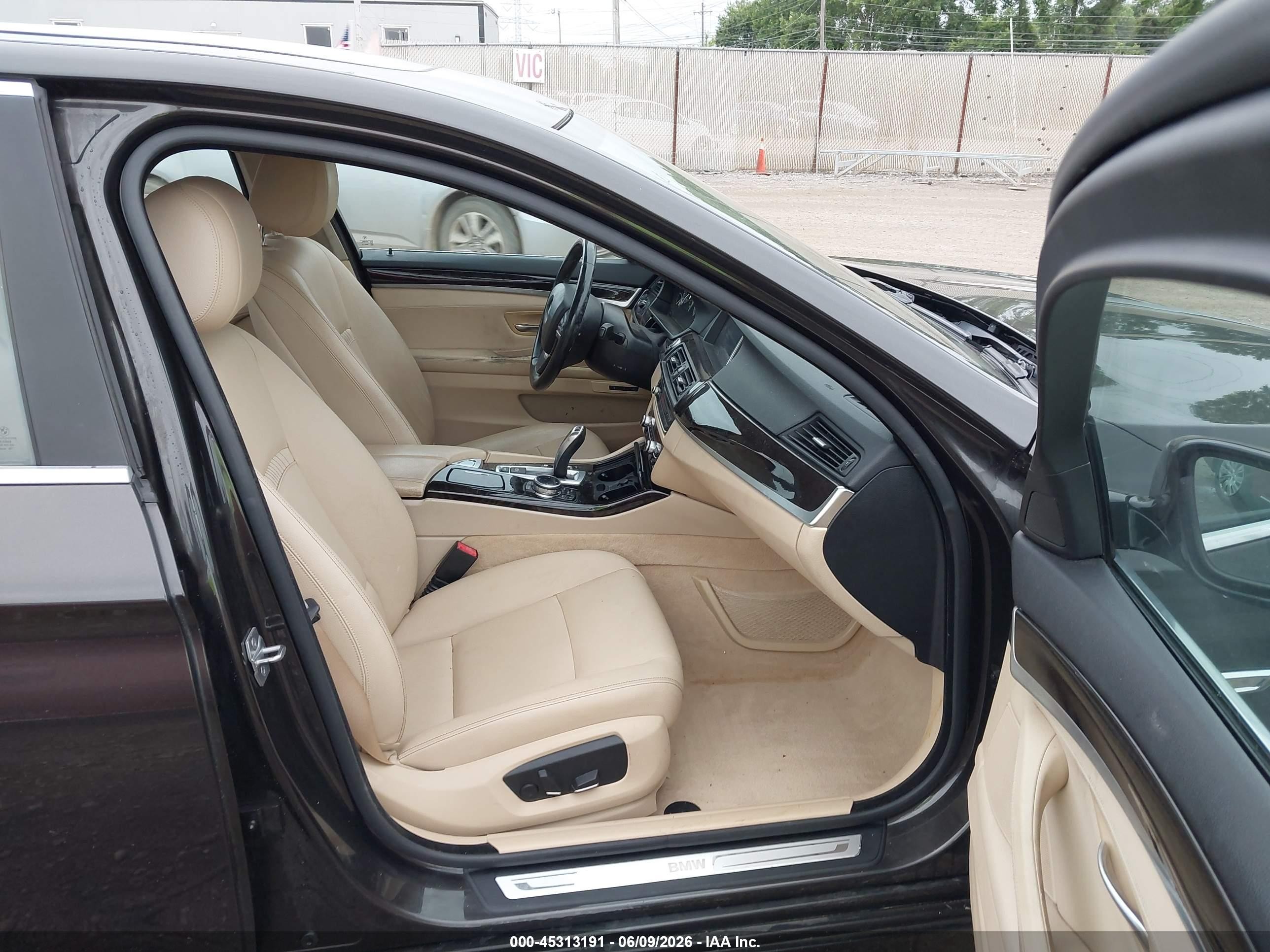 2014 Bmw 528i Xdrive Brown vin: WBA5A7C55ED615773