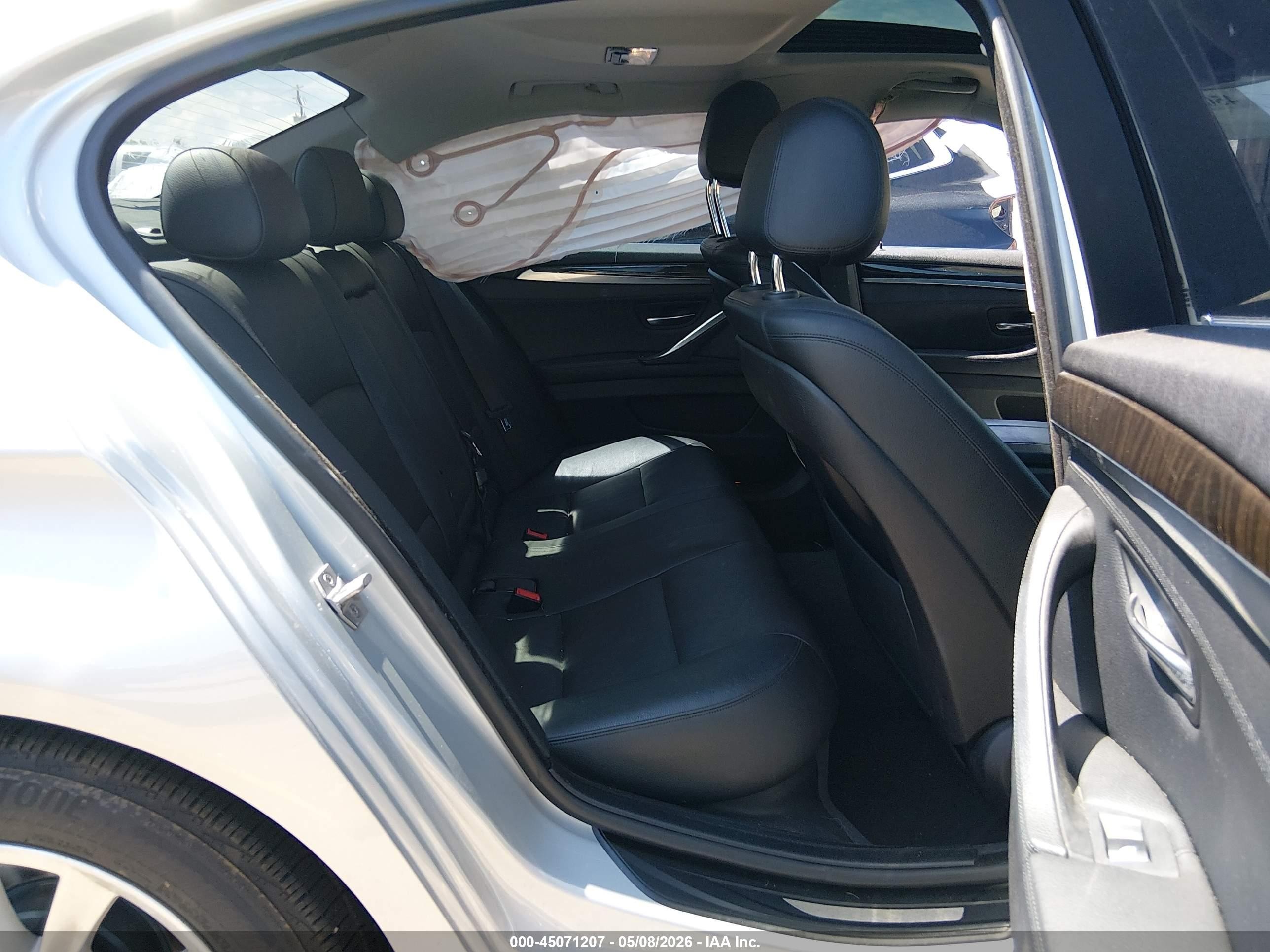 2014 Bmw 528i Xdrive Silver vin: WBA5A7C55ED618804