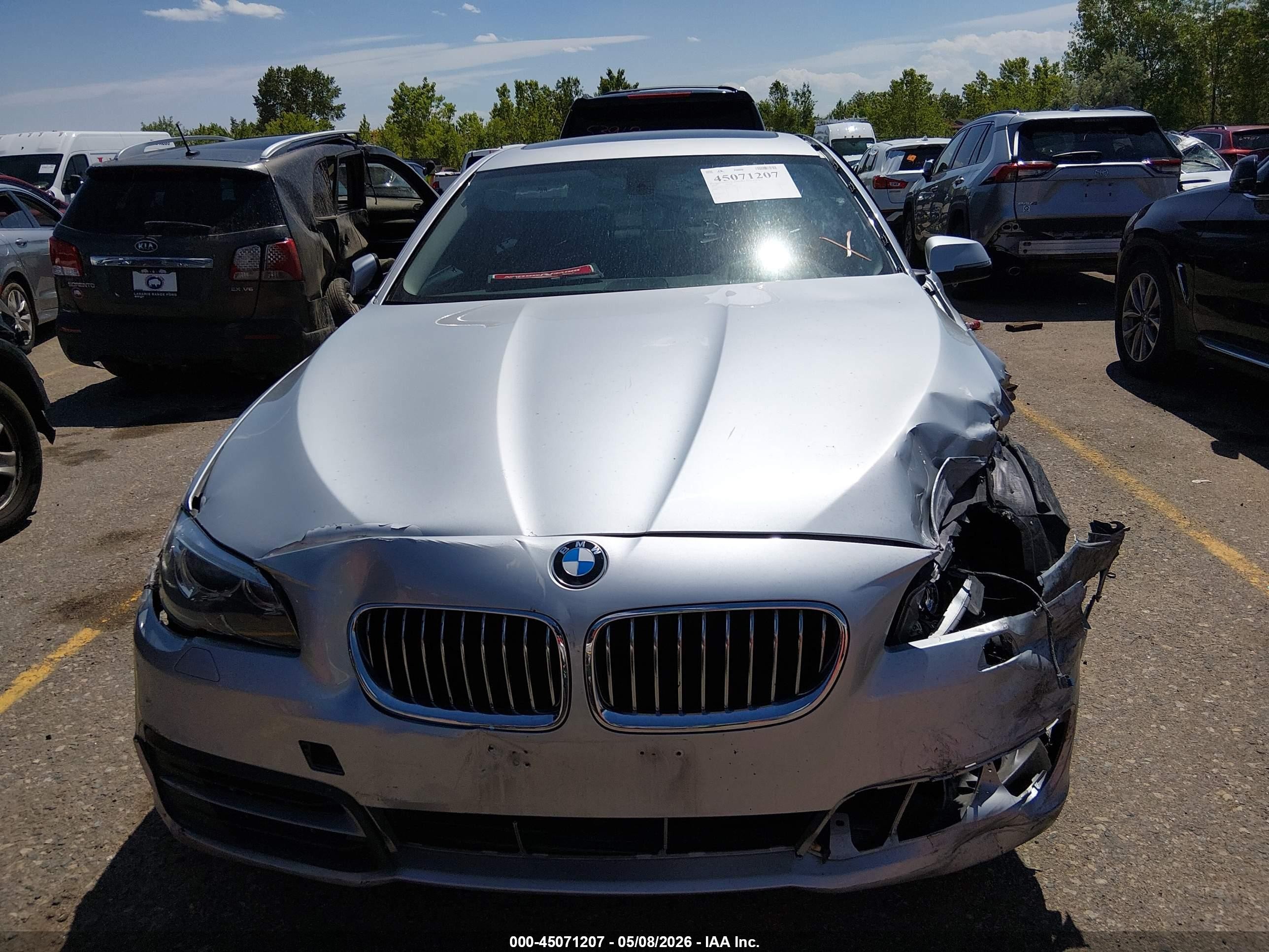 2014 Bmw 528i Xdrive Silver vin: WBA5A7C55ED618804