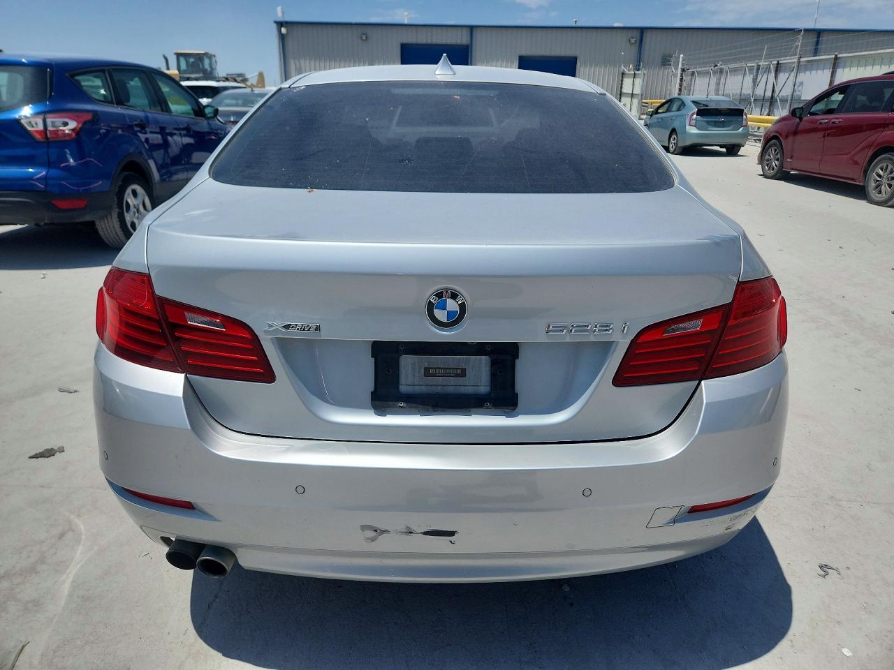 2014 Bmw 528 Xi Silver vin: WBA5A7C55ED619645