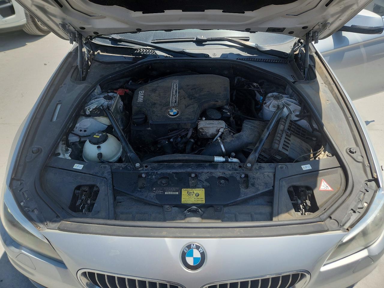 2014 Bmw 528 Xi Silver vin: WBA5A7C55ED619645