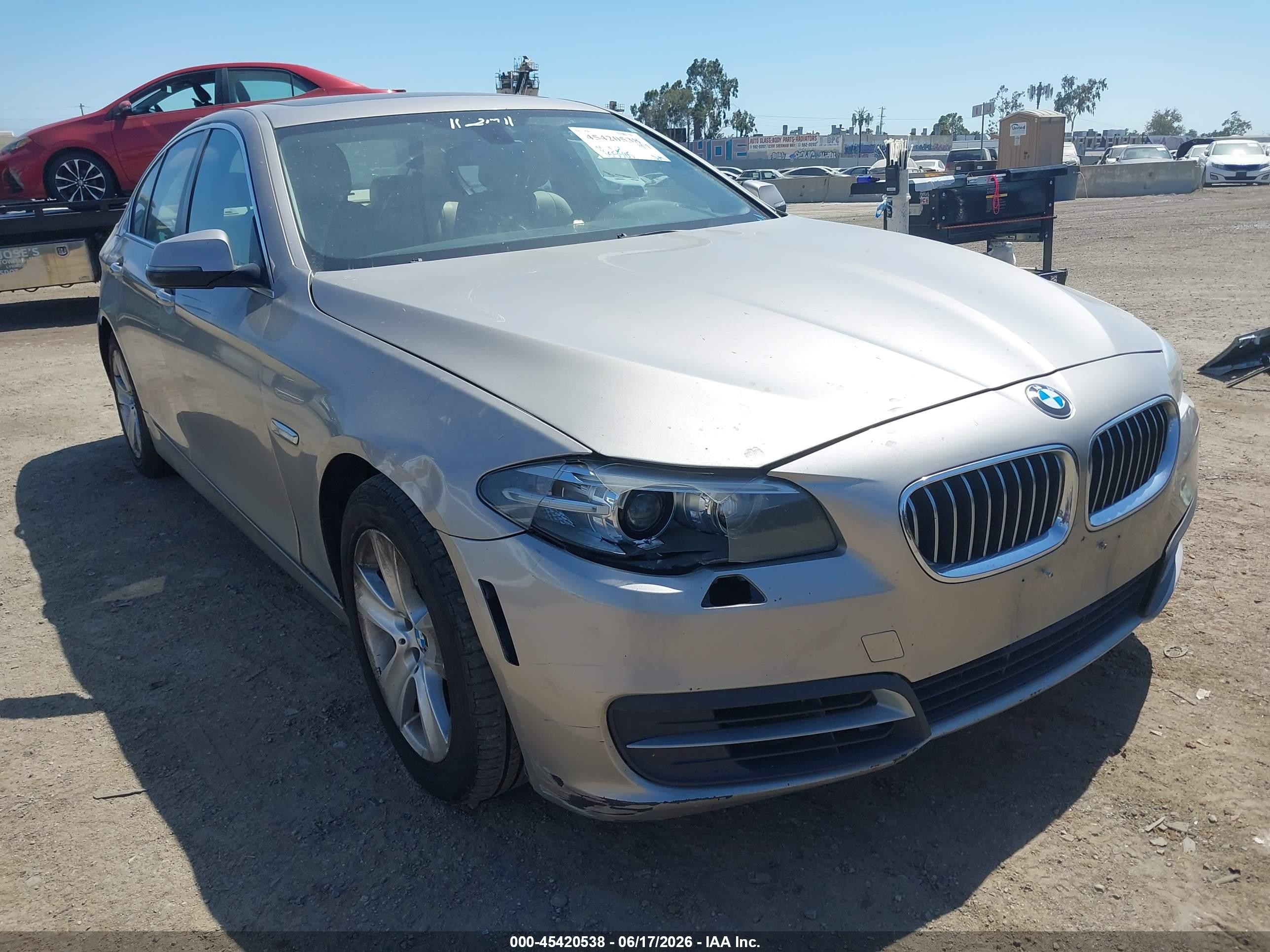 2014 Bmw 528i Xdrive Gold vin: WBA5A7C56ED219626