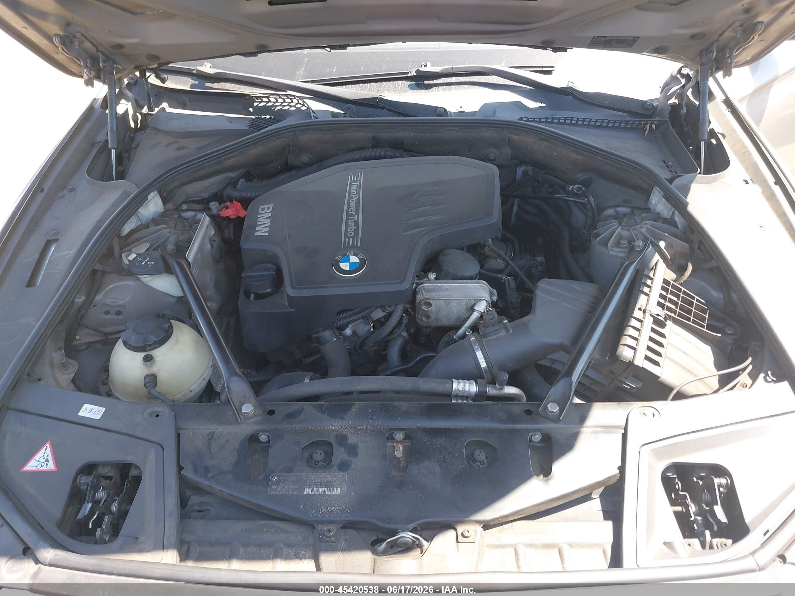 2014 Bmw 528i Xdrive Gold vin: WBA5A7C56ED219626