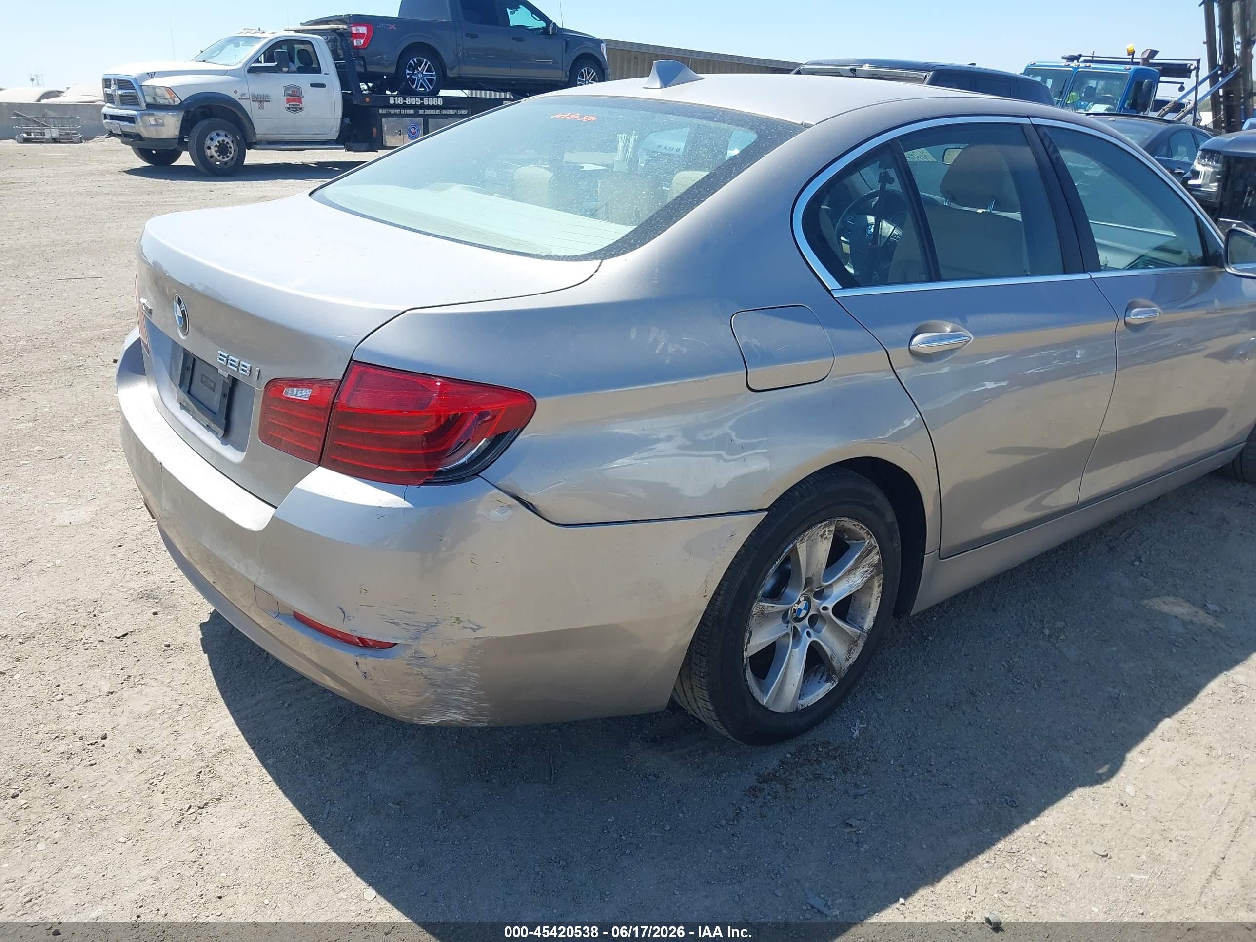 2014 Bmw 528i Xdrive Gold vin: WBA5A7C56ED219626