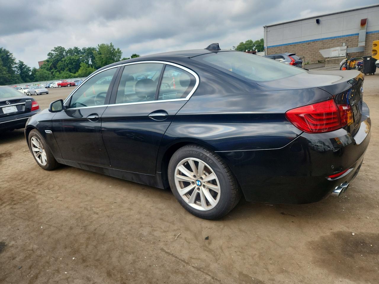 2014 Bmw 528 Xi Черный vin: WBA5A7C56ED615281
