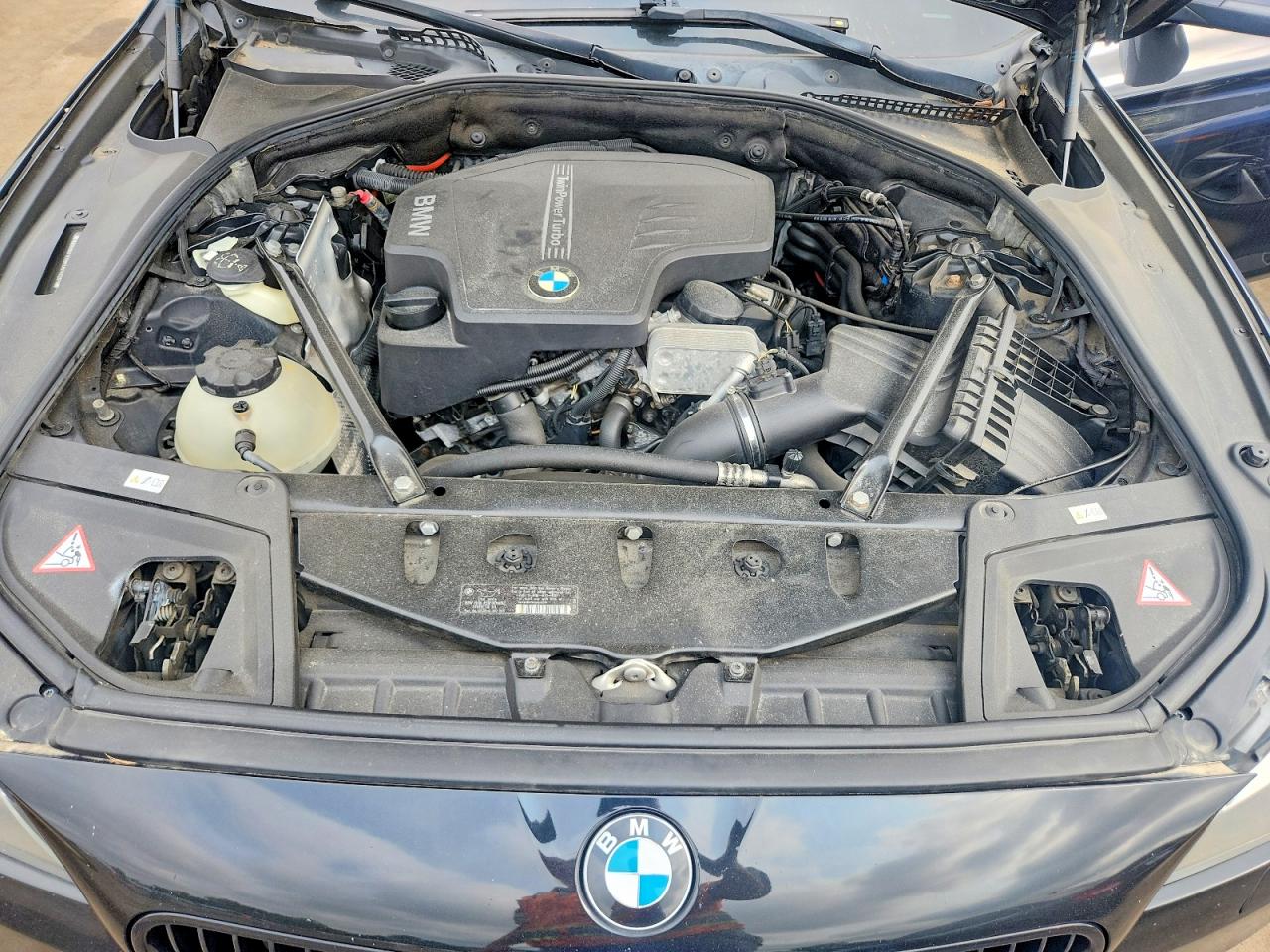 2014 Bmw 528 Xi Черный vin: WBA5A7C56ED615281