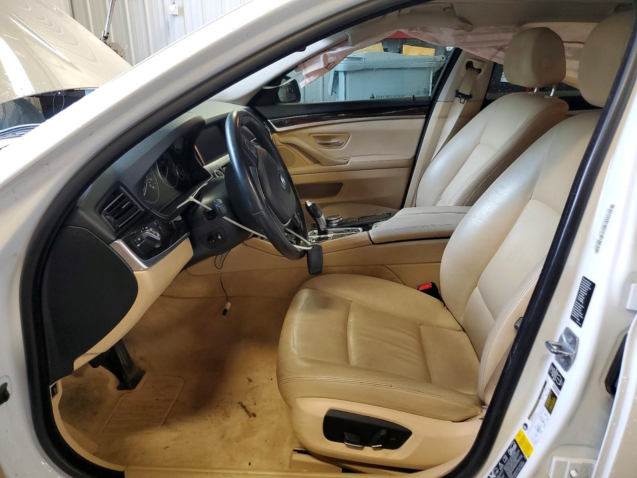 2015 Bmw 528 Xi Белый vin: WBA5A7C56FD625066