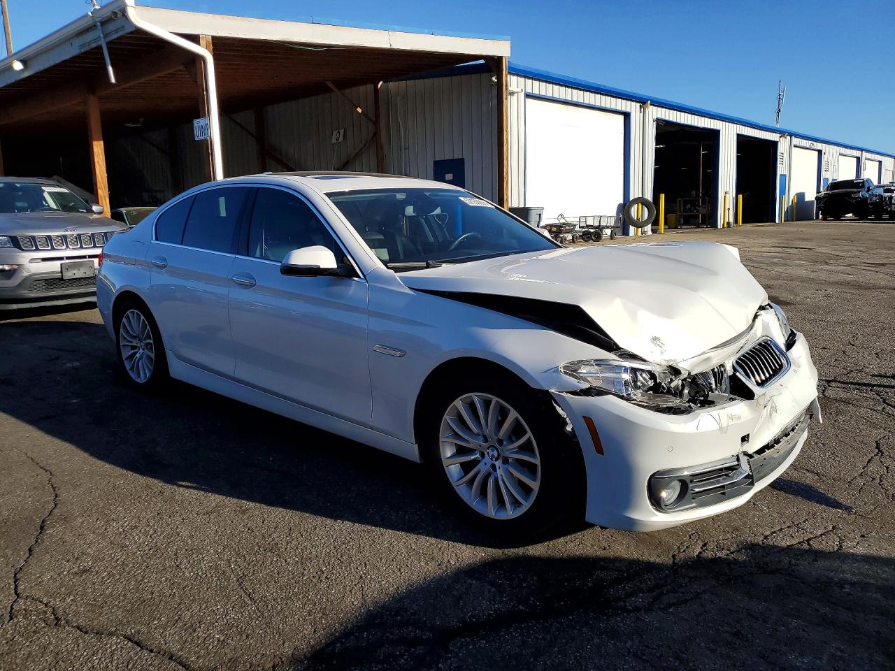 2015 Bmw 528 Xi White vin: WBA5A7C57FD621723