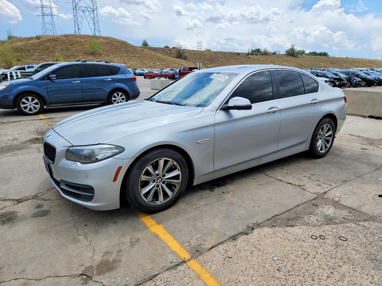 2014 Bmw 528 Xi Серебряный vin: WBA5A7C58ED613015