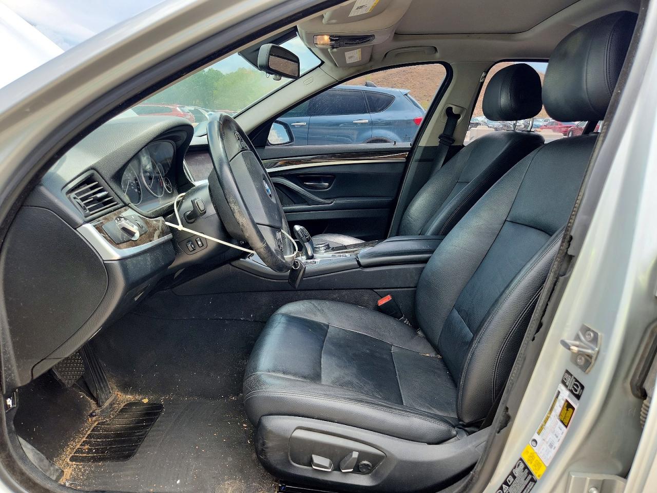 2014 Bmw 528 Xi Серебряный vin: WBA5A7C58ED613015