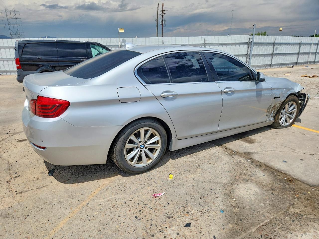 2014 Bmw 528 Xi Серебряный vin: WBA5A7C58ED613015