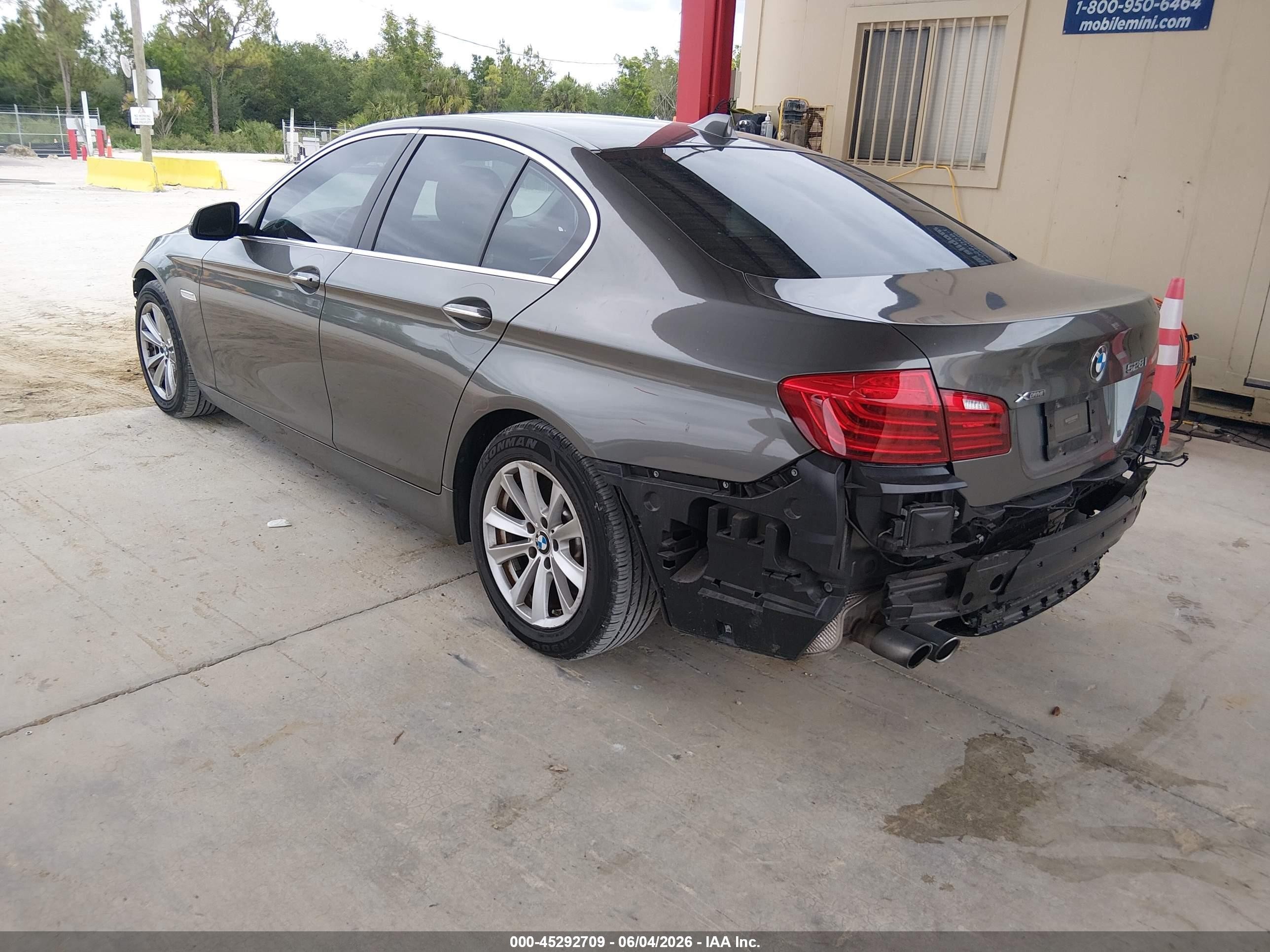 2014 Bmw 528i Xdrive Gray vin: WBA5A7C58ED617467
